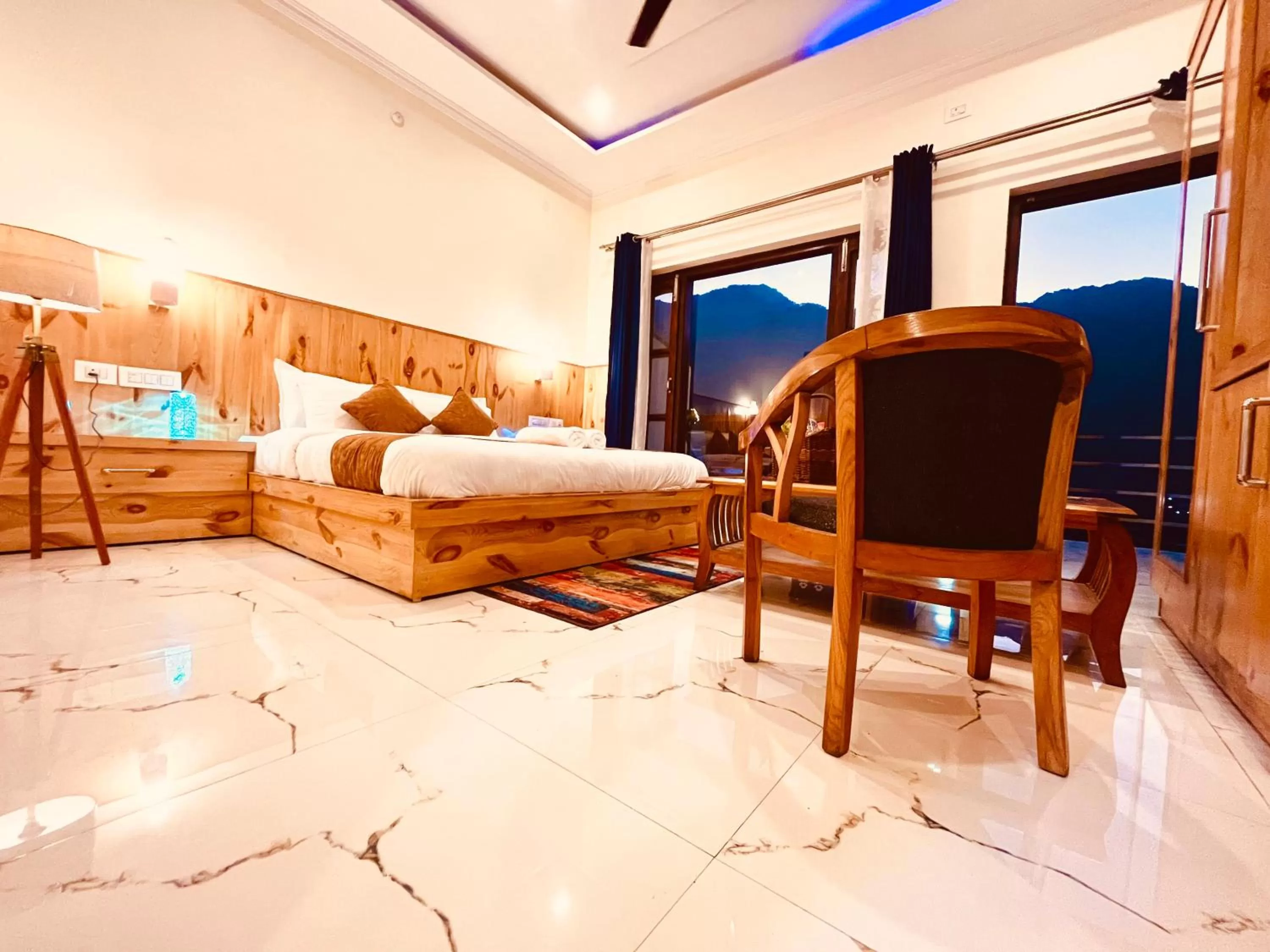 The Kempty Fall Resort, Mussoorie