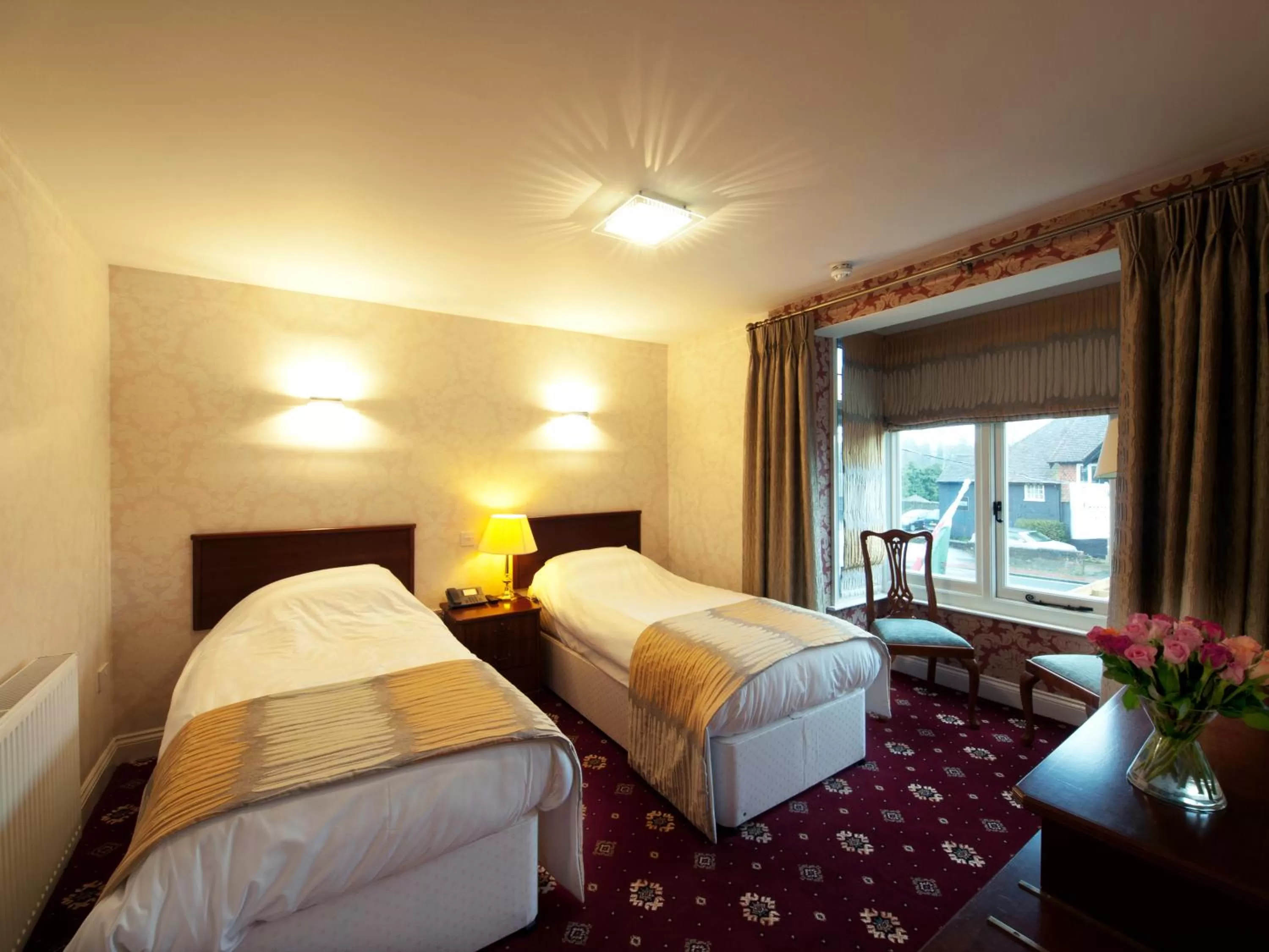 Photo of the whole room, Bed in Brambletye Hotel