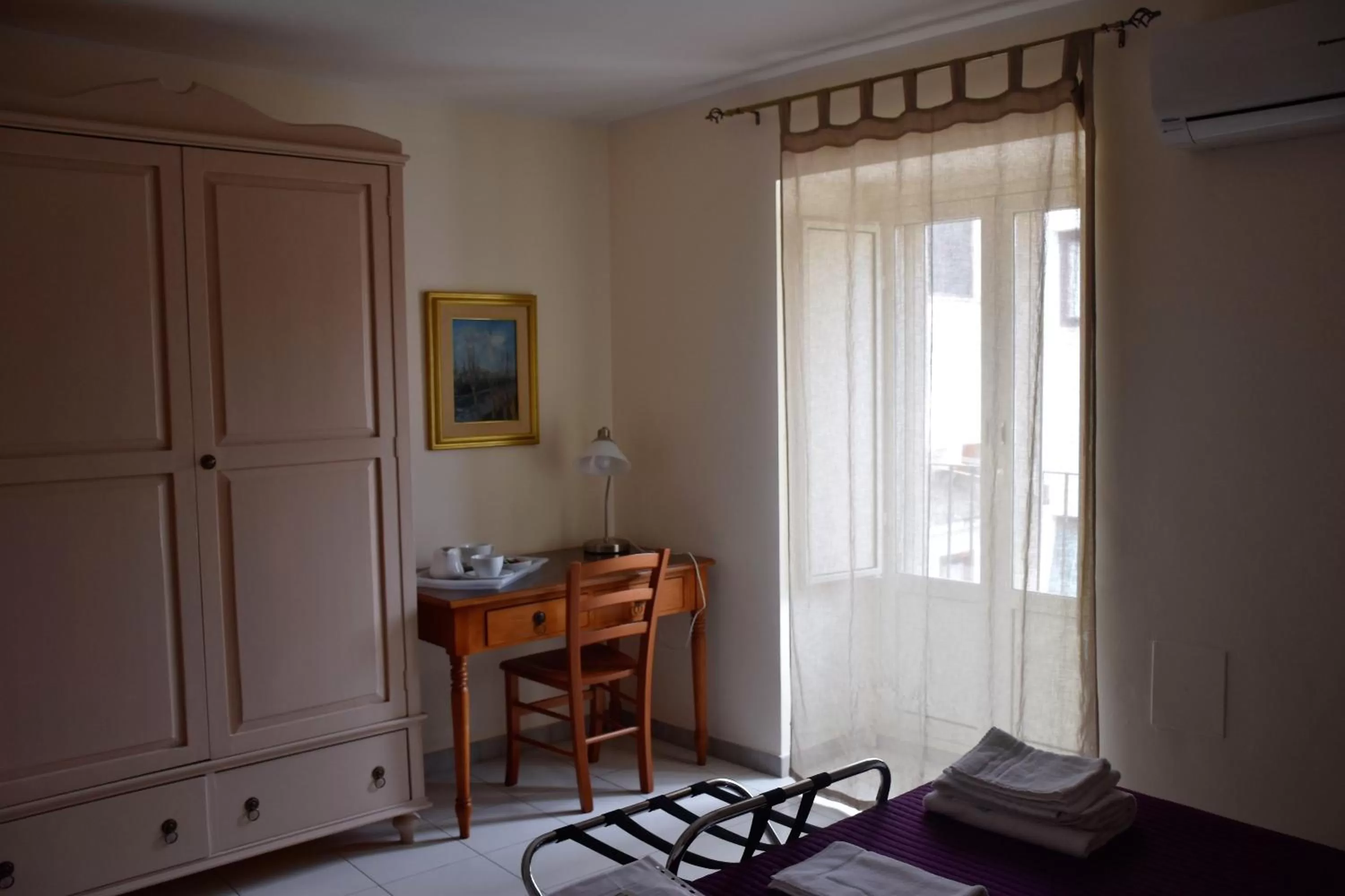 Photo of the whole room in B&B al Teatro Massimo