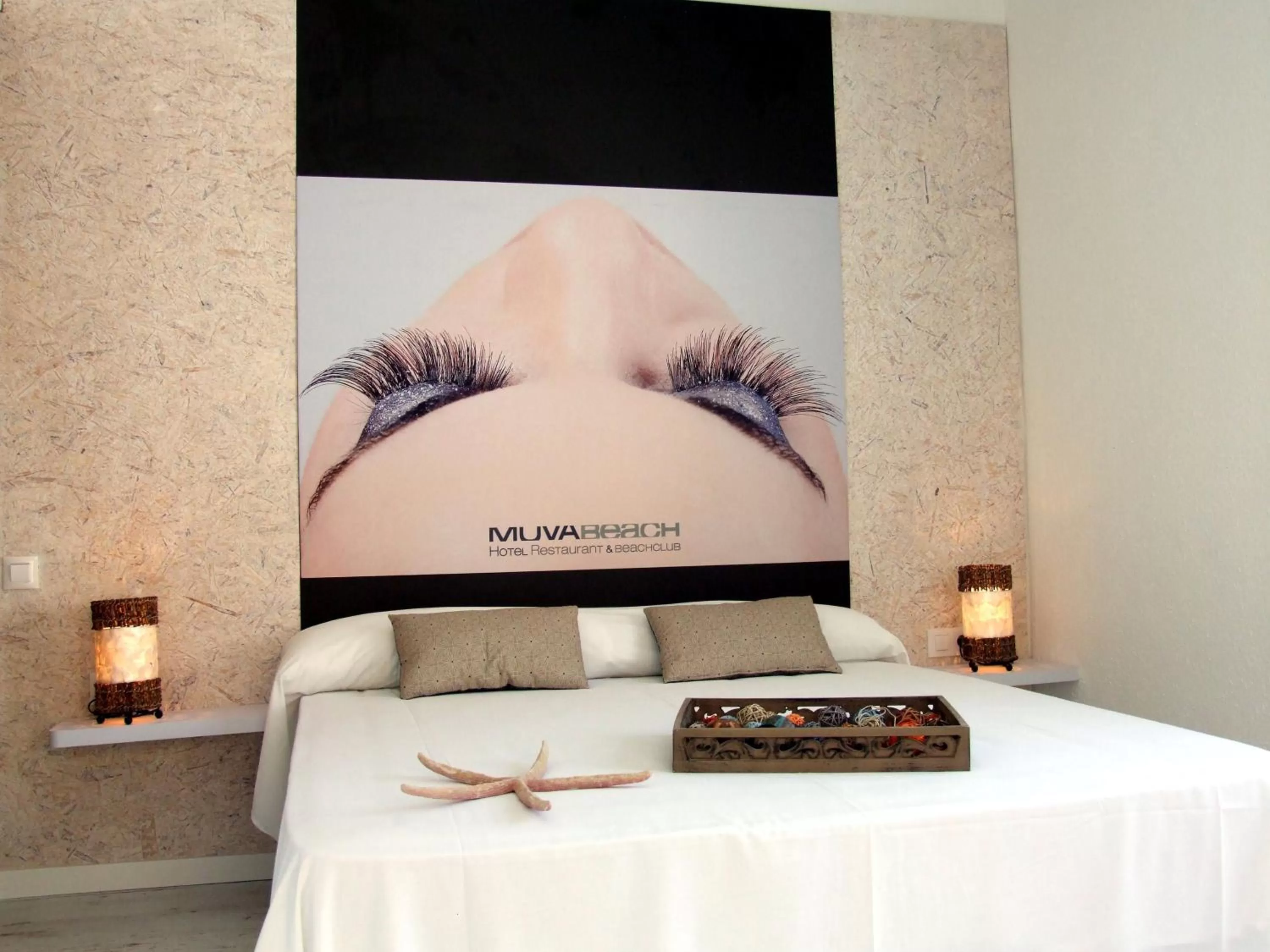 Photo of the whole room, Bed in Hotel Muva Beach