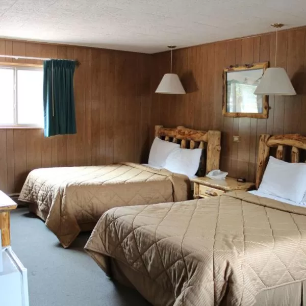 Bed in Georgetown Mountain Inn