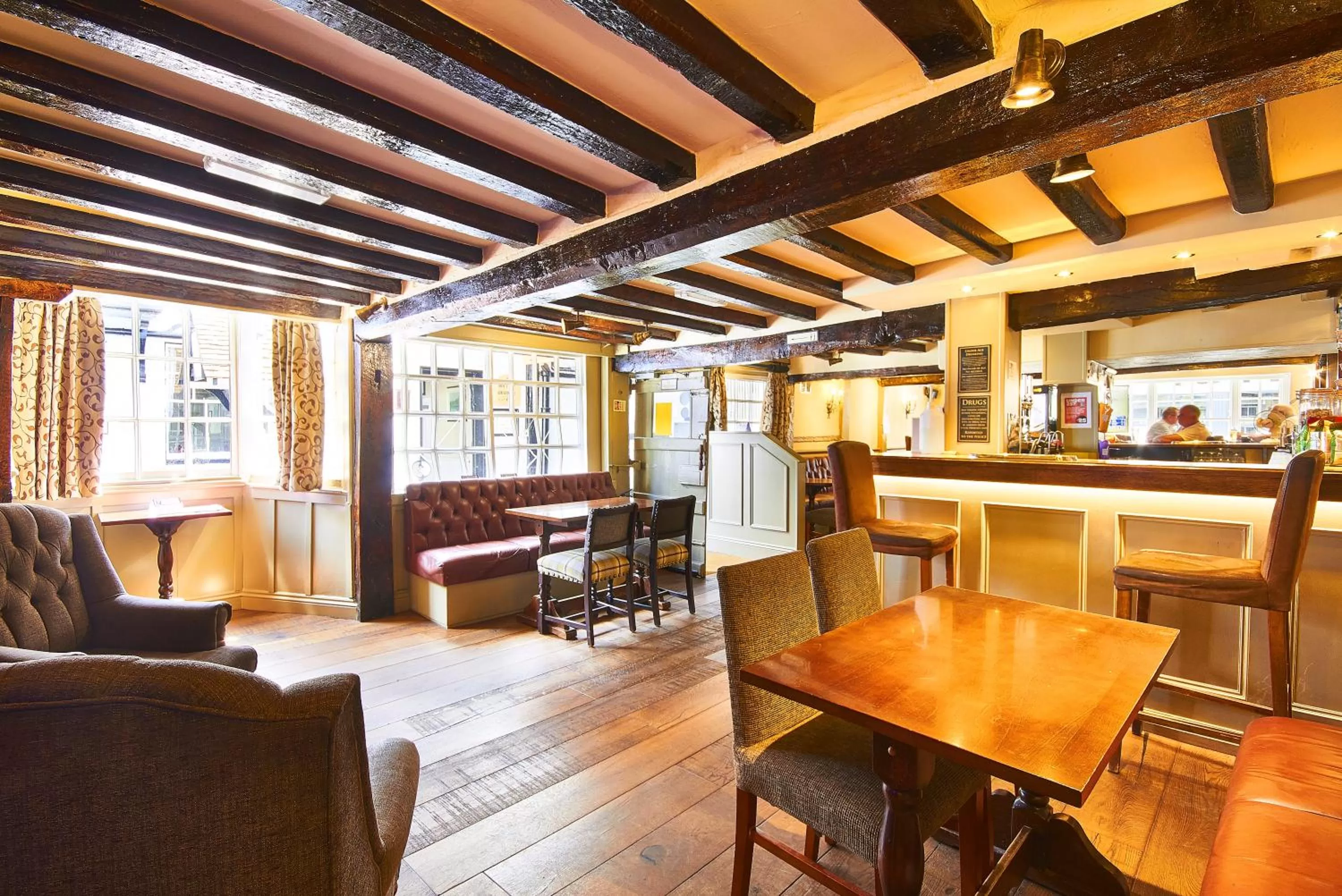 Lounge or bar in The George Hotel