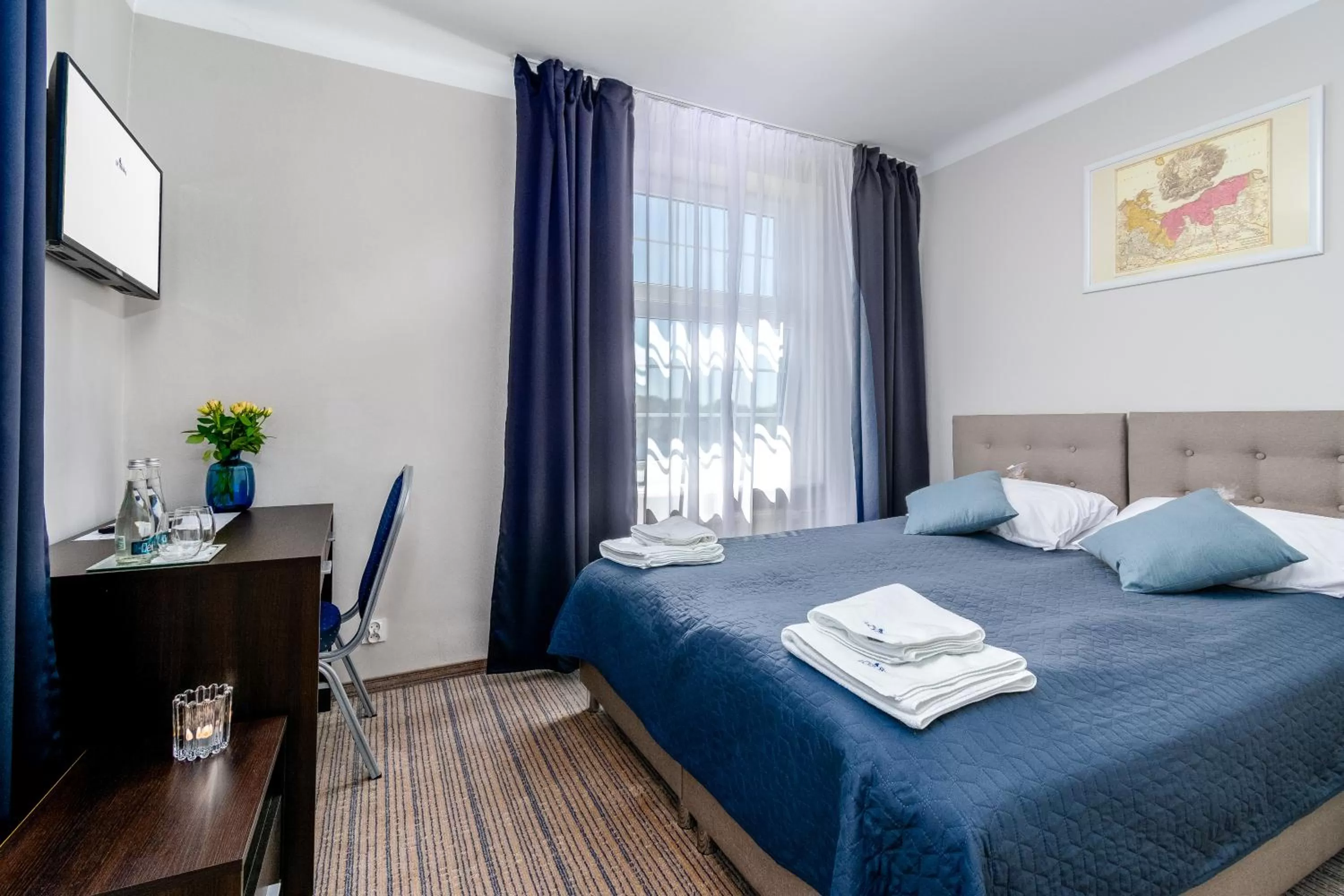 Photo of the whole room, Bed in JACHTOWA Hotel i Restauracja