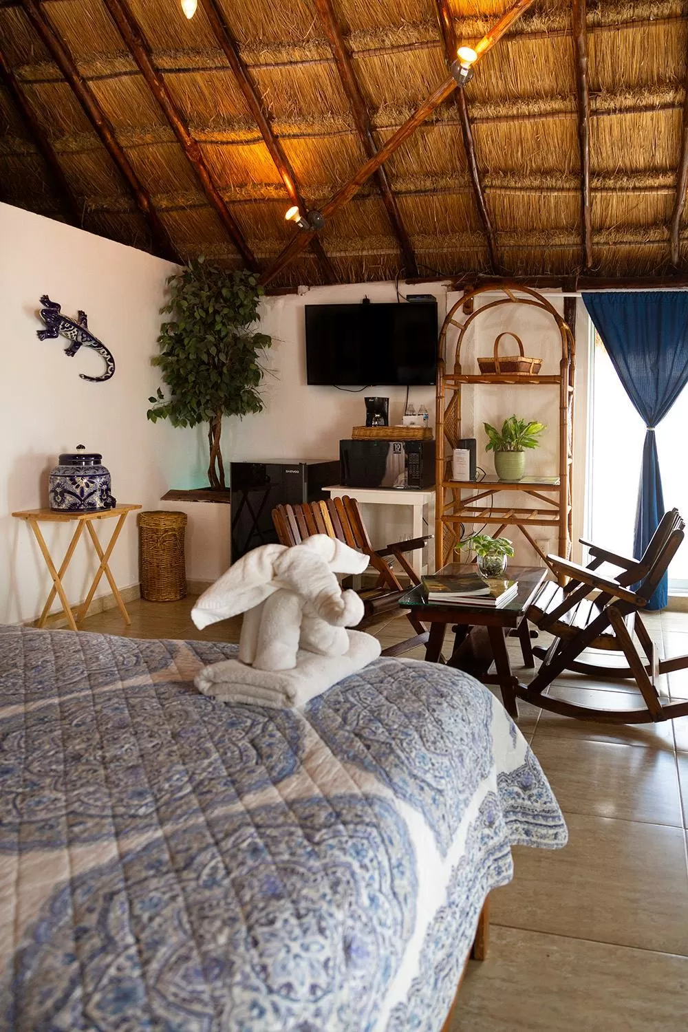 Bed in Hotel Amar Inn