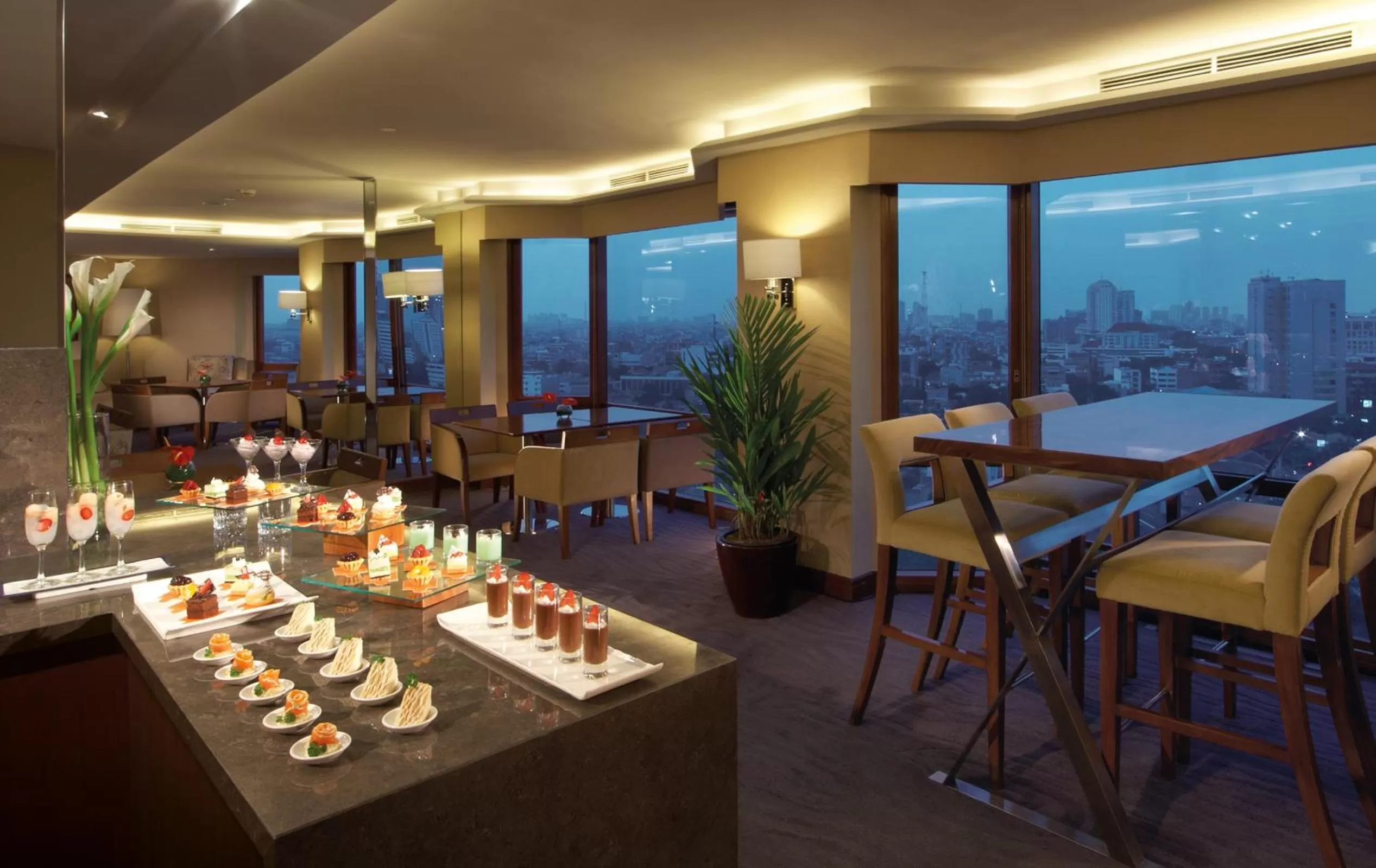 Restaurant/places to eat in Millennium Hotel Sirih Jakarta