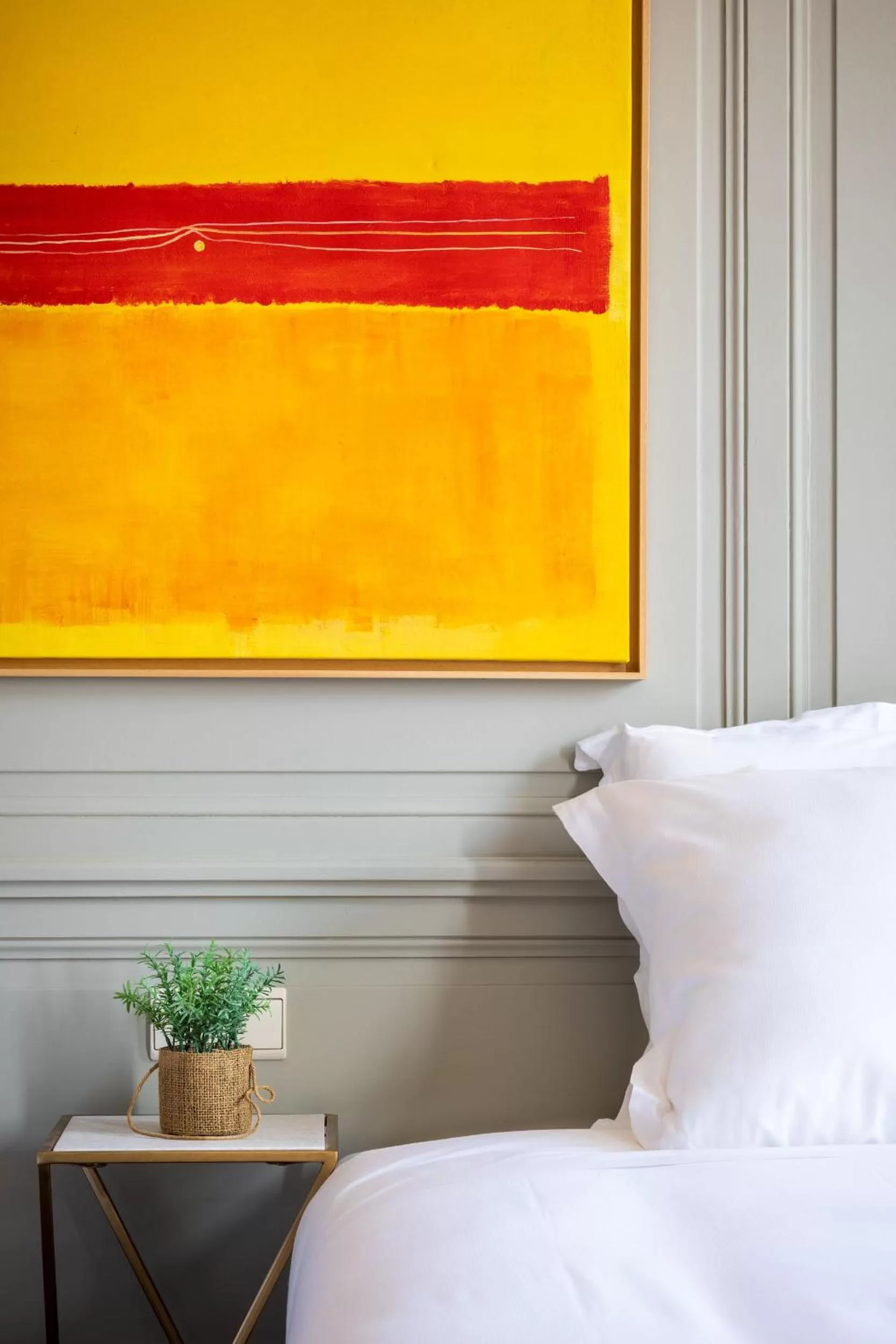 Decorative detail, Bed in Hotel Augustyn Brugge