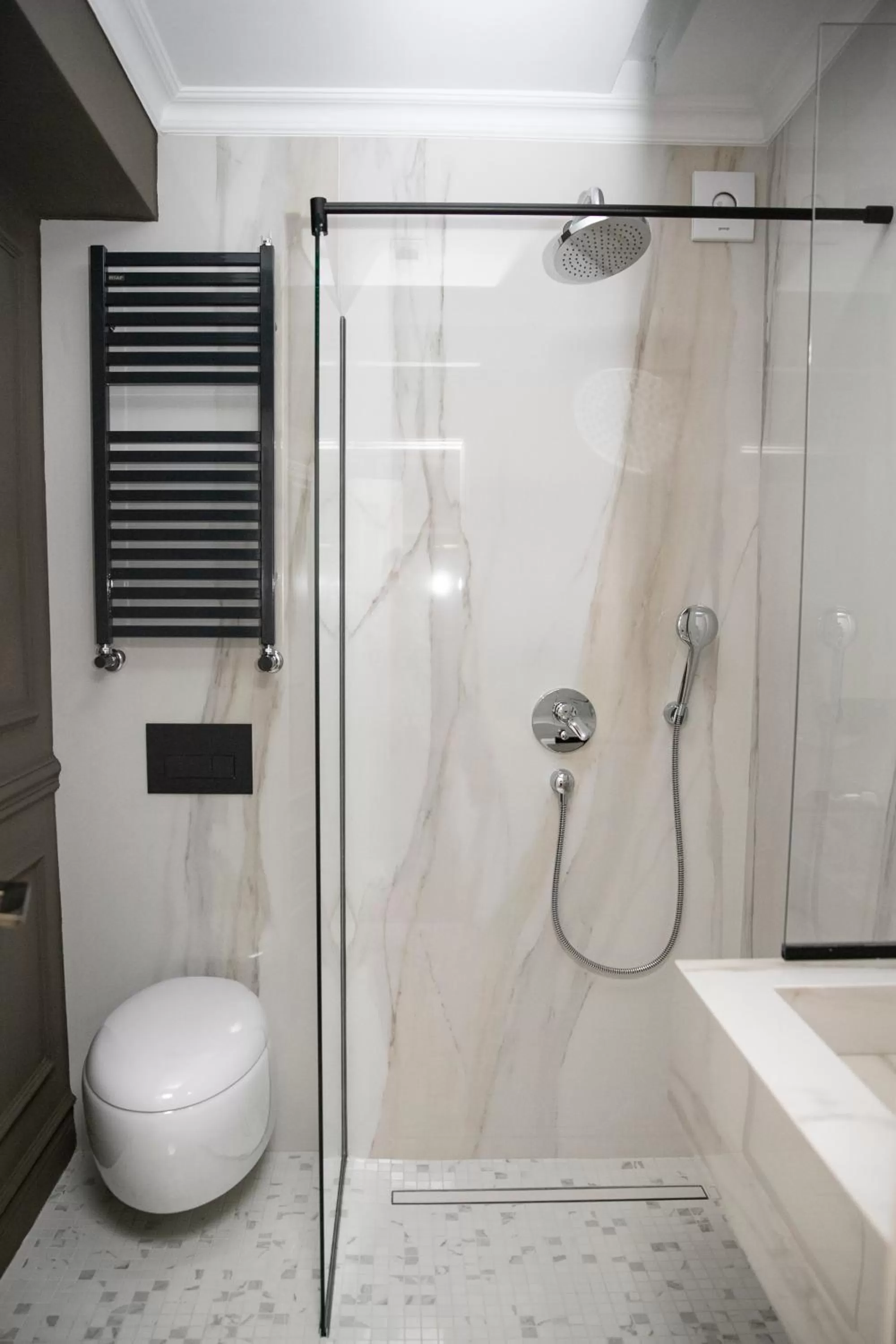 Bathroom in Cosmopolita Boutique Hotel