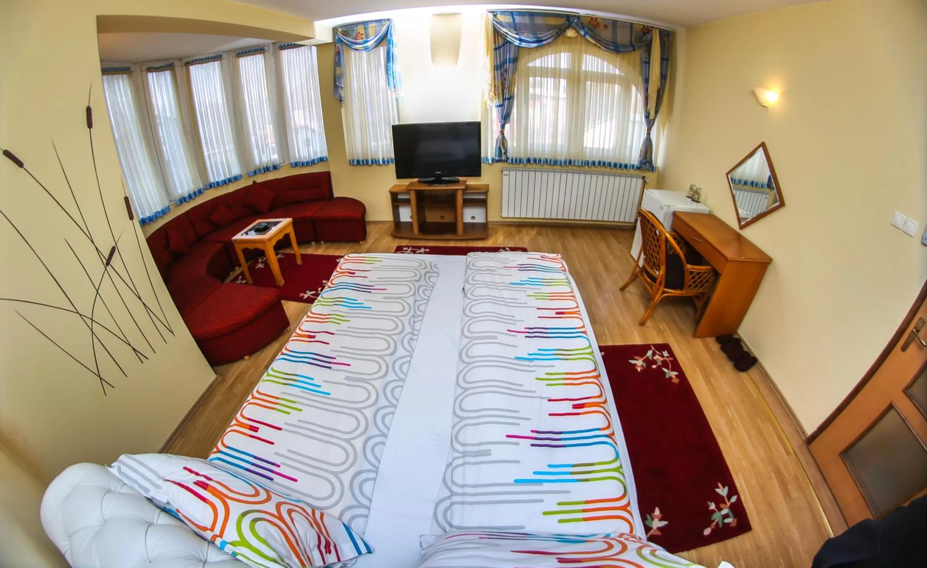 Photo of the whole room, Bed in Hotel Fontana