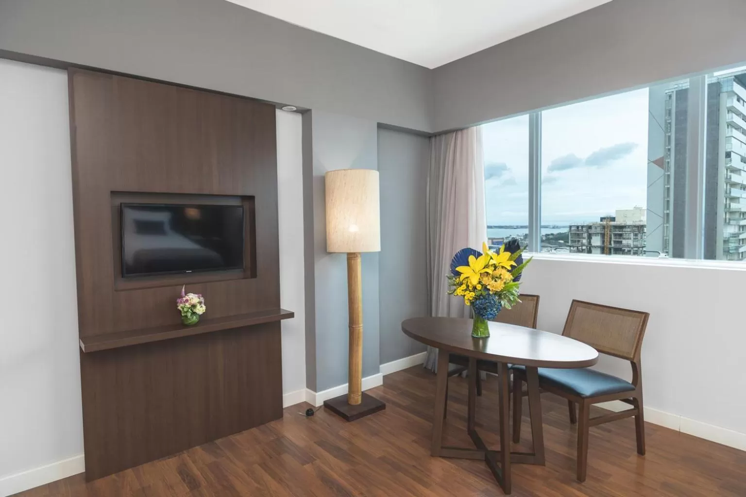 TV and multimedia in Golden Tulip Porto Vitória