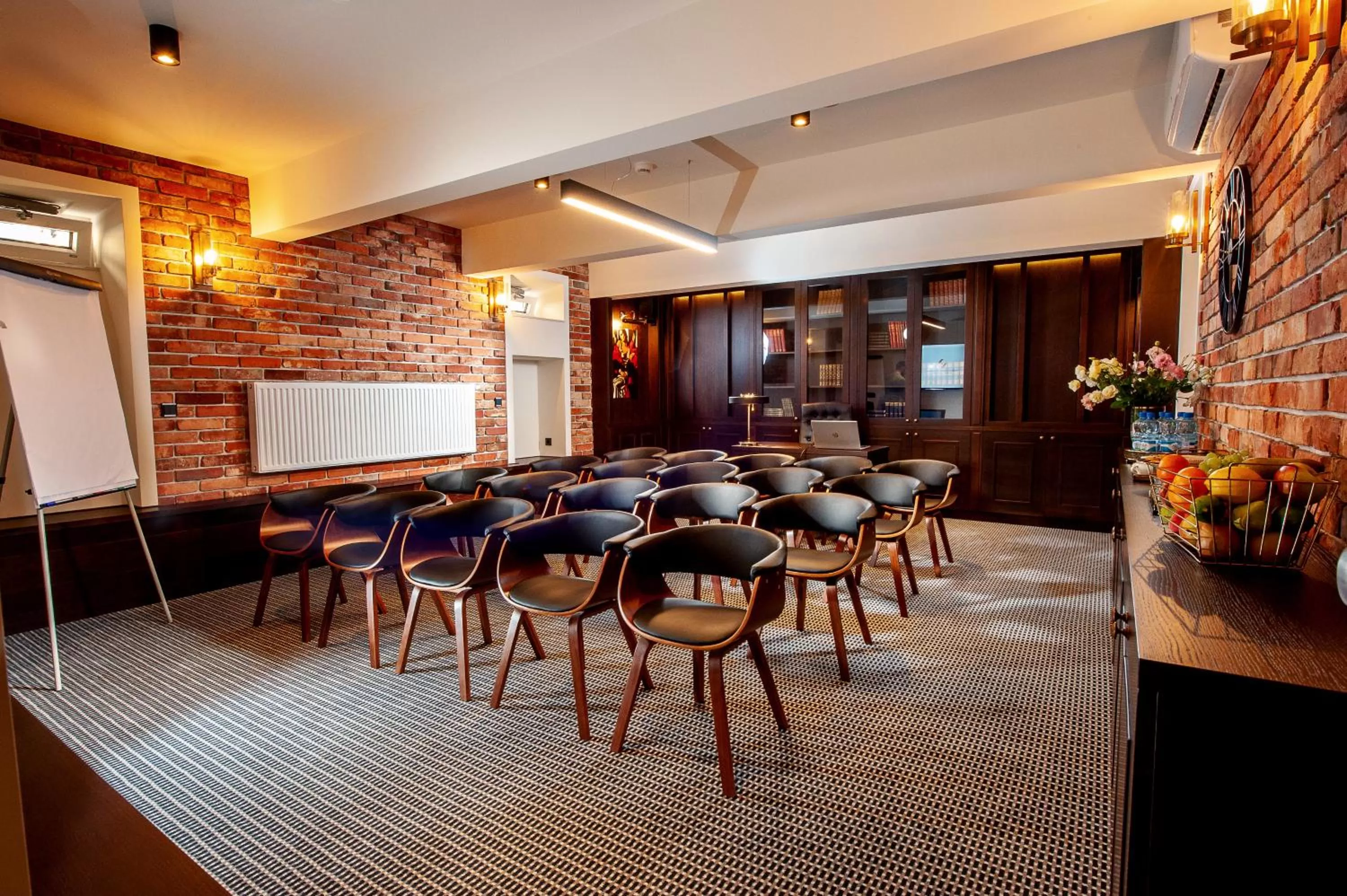 Business facilities in Amber Design Residence