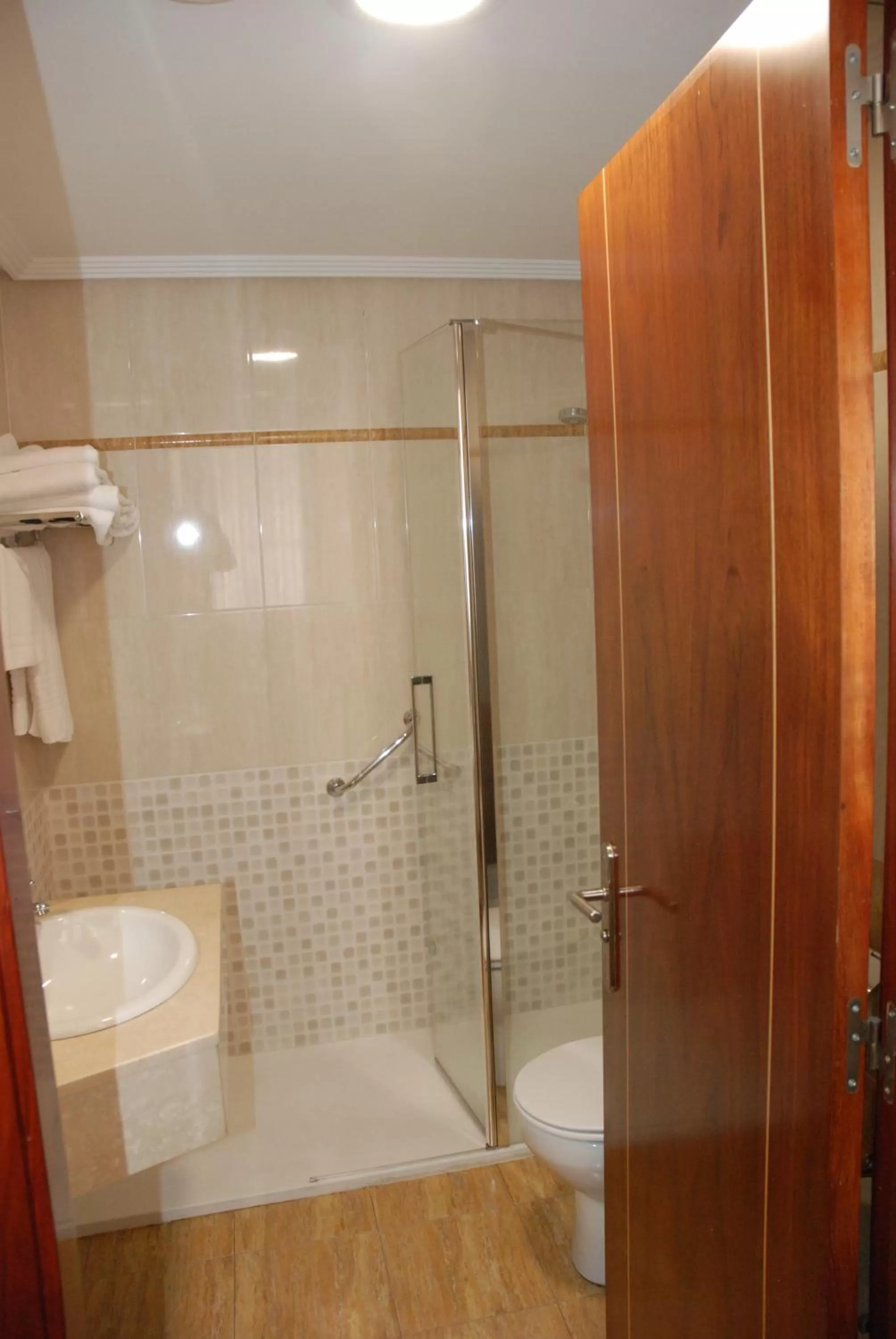 Bathroom in Apartahotel FC Catedral