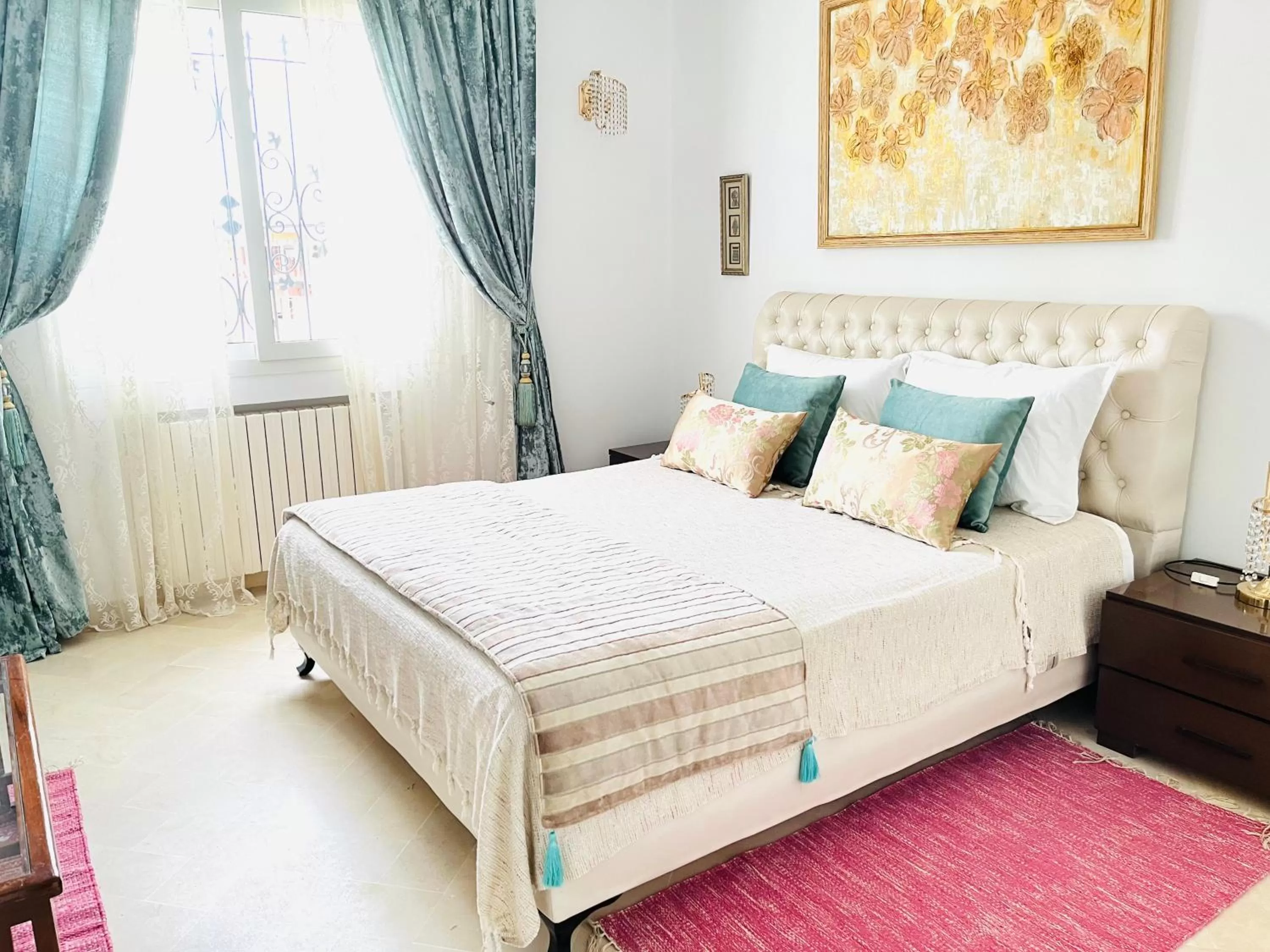 Bed in Dar Khereddine