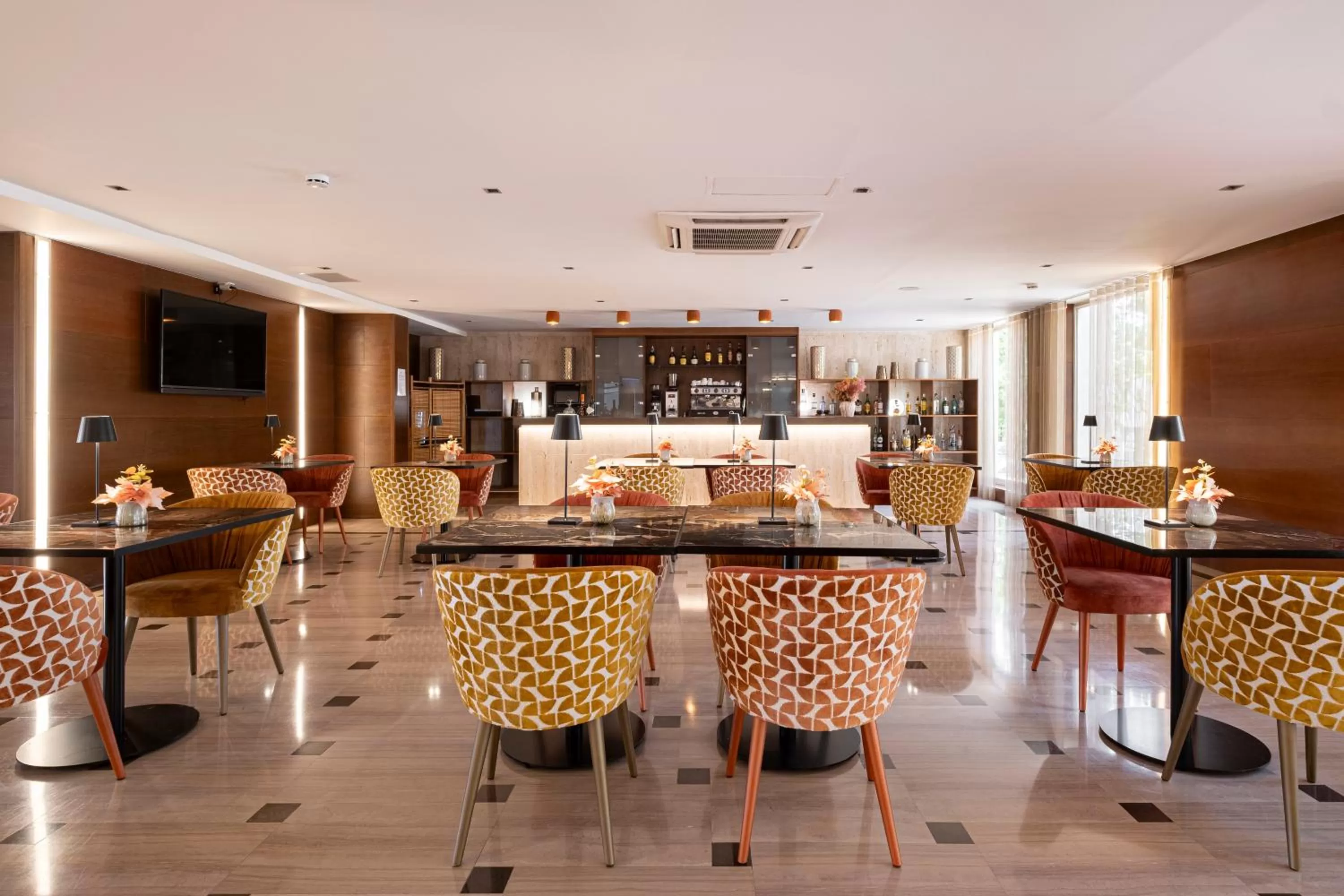 Lounge or bar in Exe Parc del Vallés