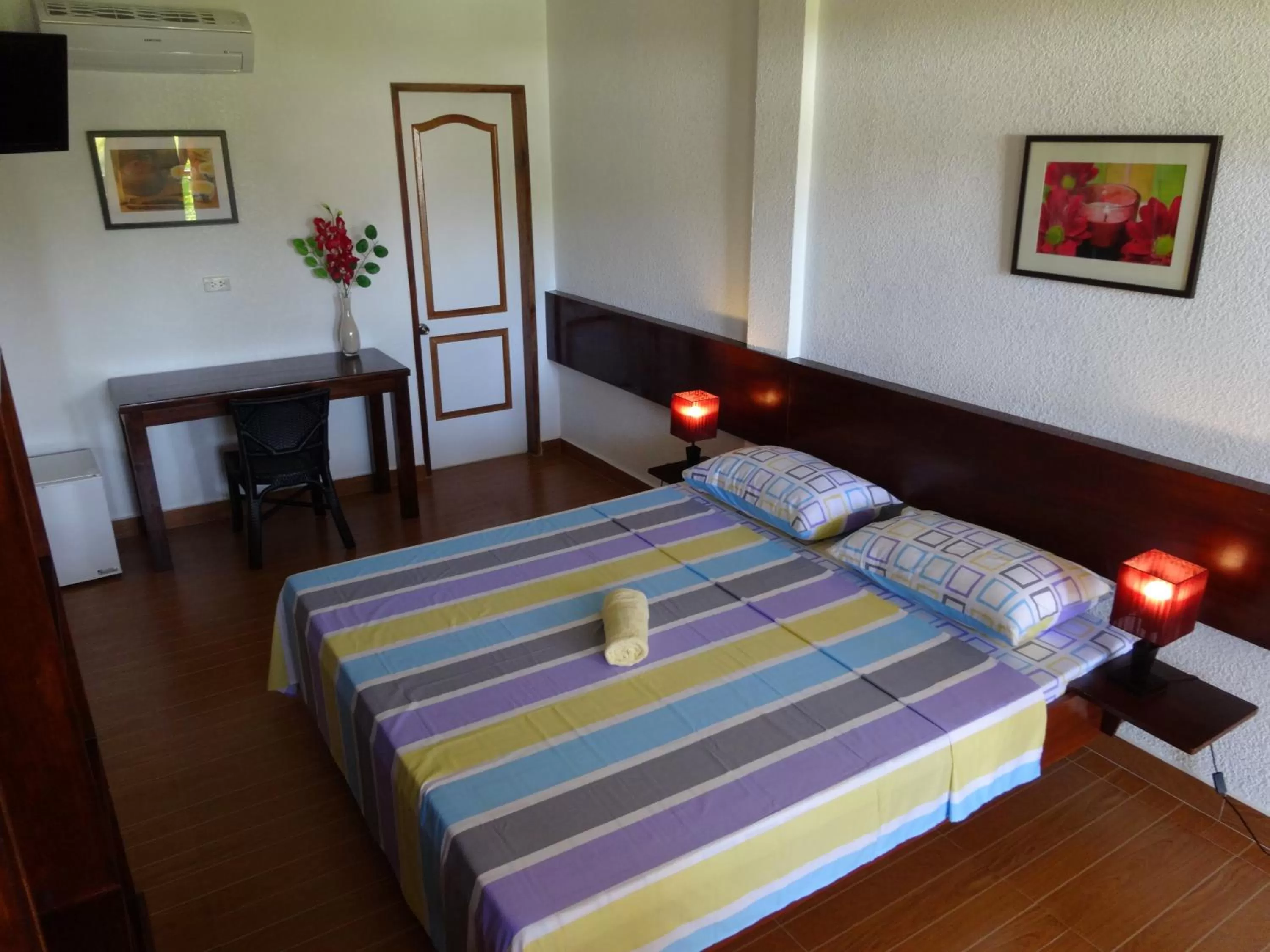 Photo of the whole room, Bed in Bohol Sunside Resort