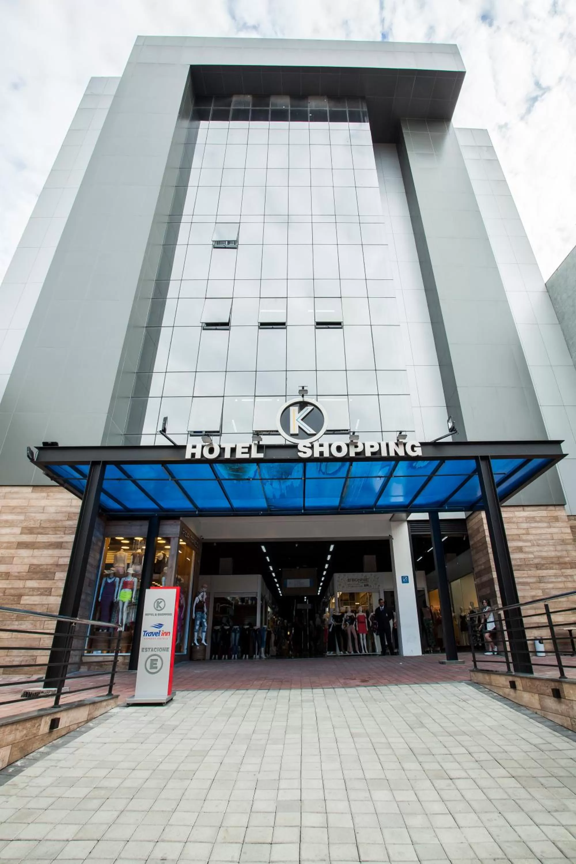 Facade/entrance in Travel Inn Express Hotels Brás