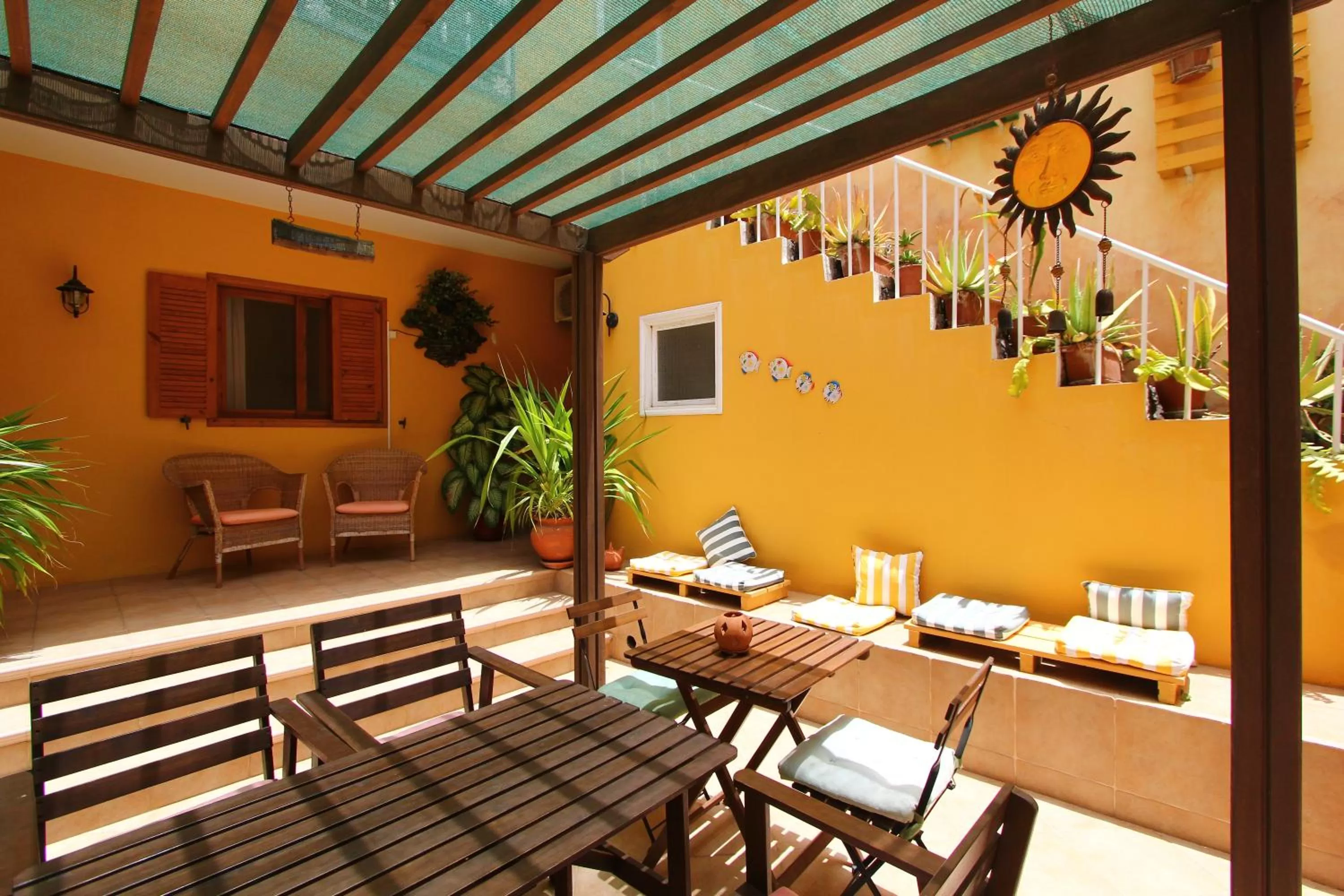 Garden in Kira's Boutique Hotel