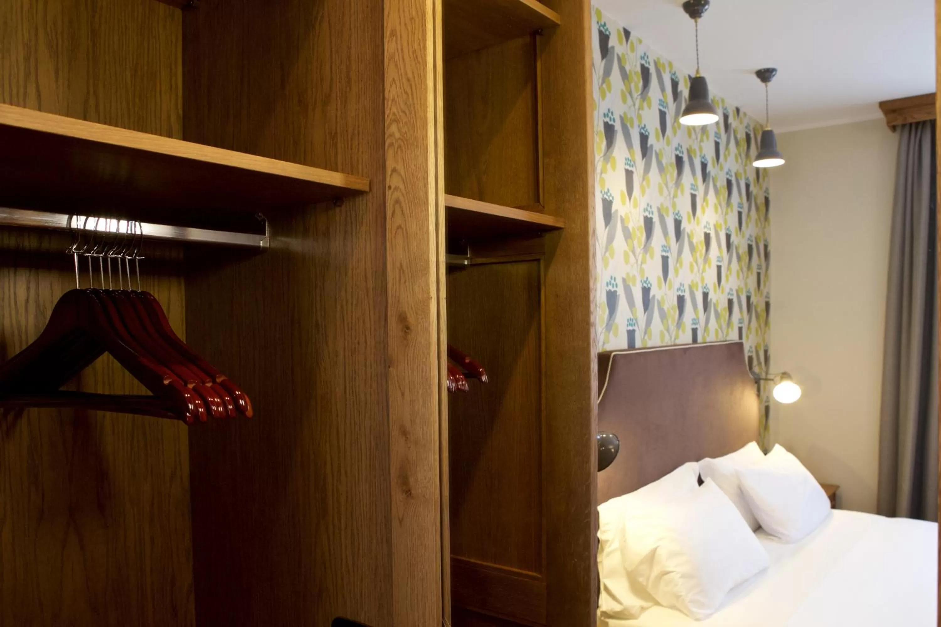 Decorative detail, Bed in Duca D'Aosta Hotel