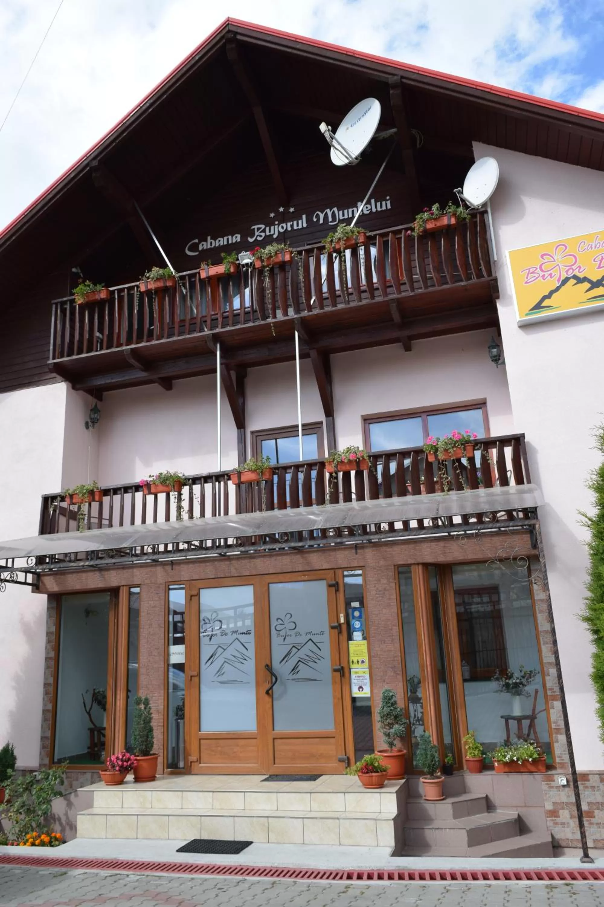 Property Building in Vi La Ski Petrosani