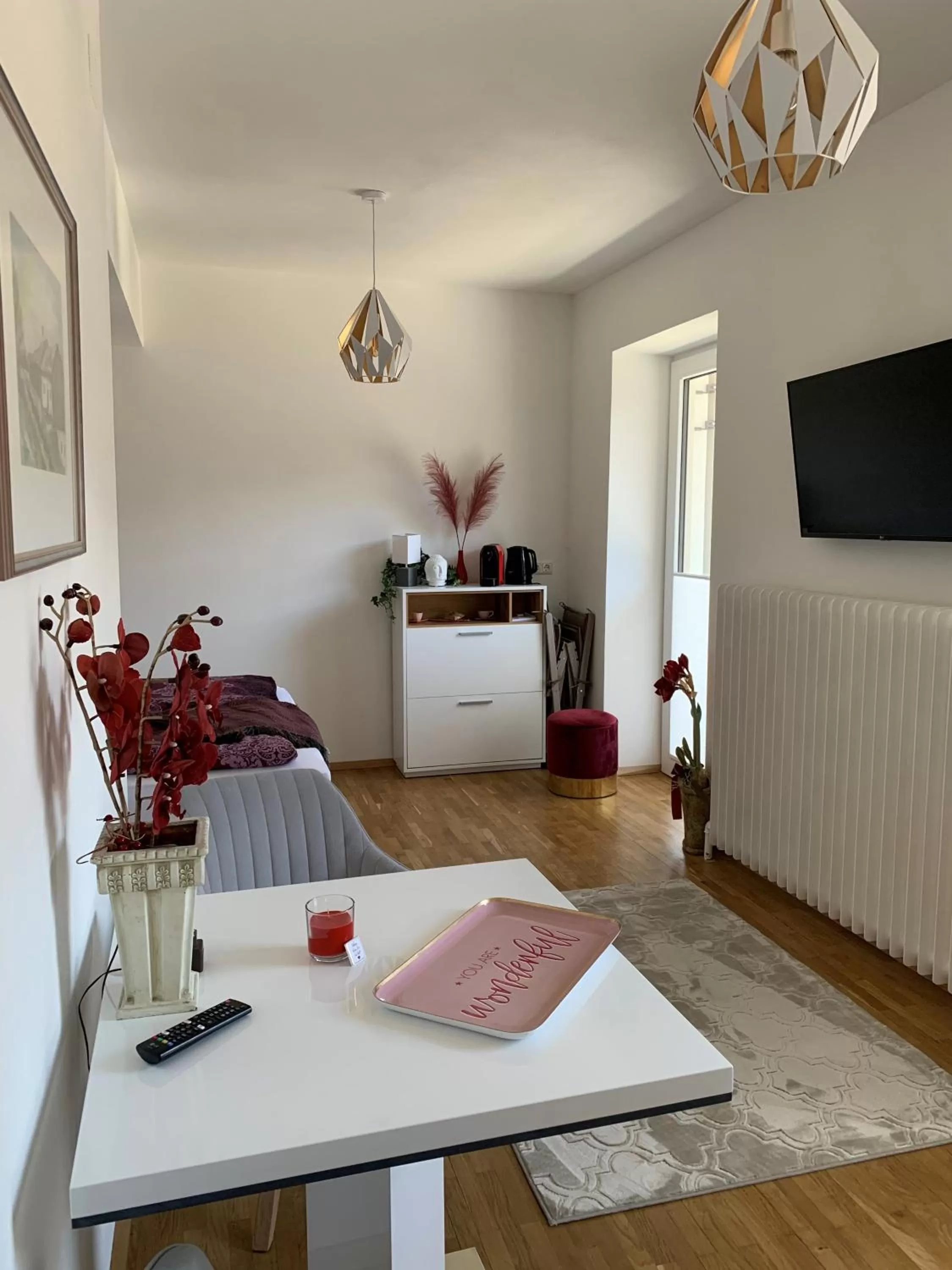 TV and multimedia in Nefer, Haus