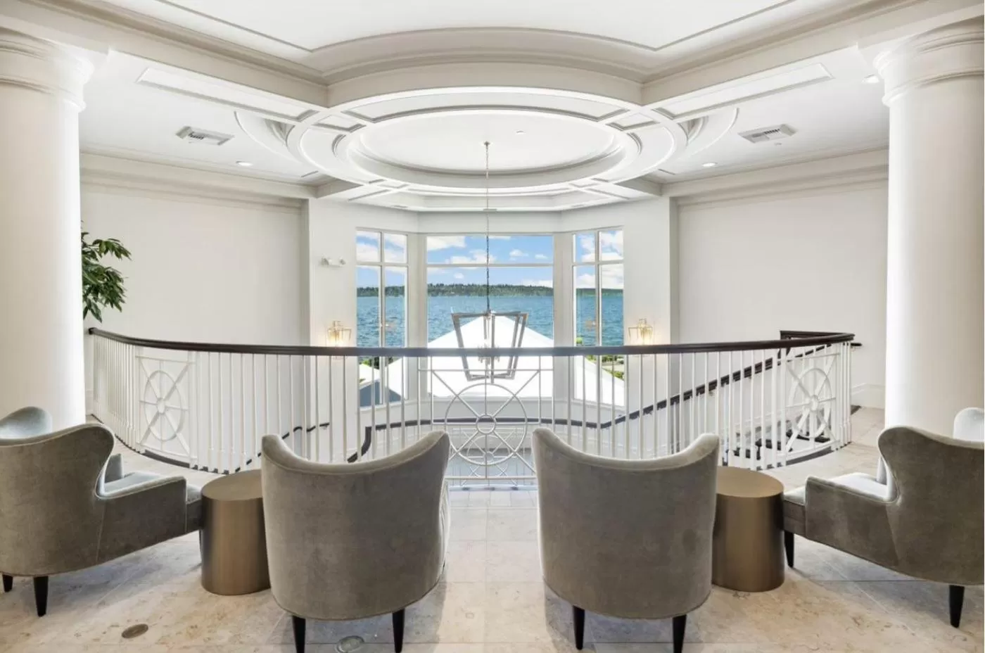 Lobby or reception in The Woodmark Hotel & Still Spa on Lake Washington