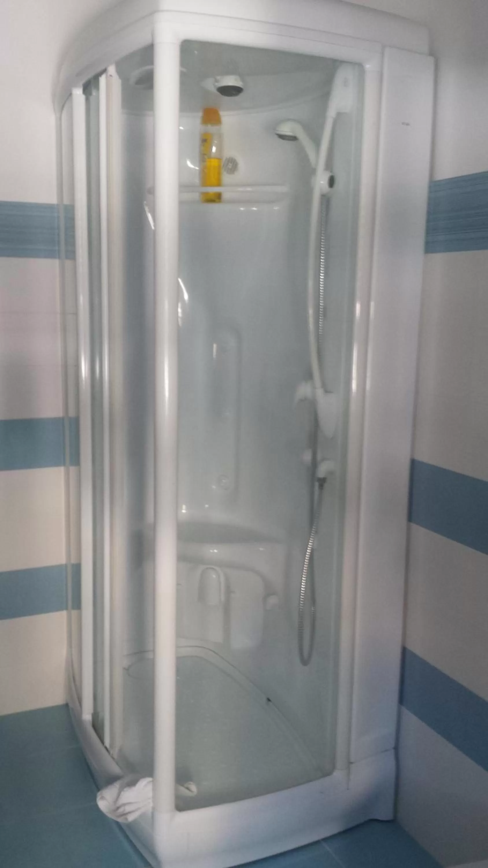 Shower, Bathroom in B&B D'Amare