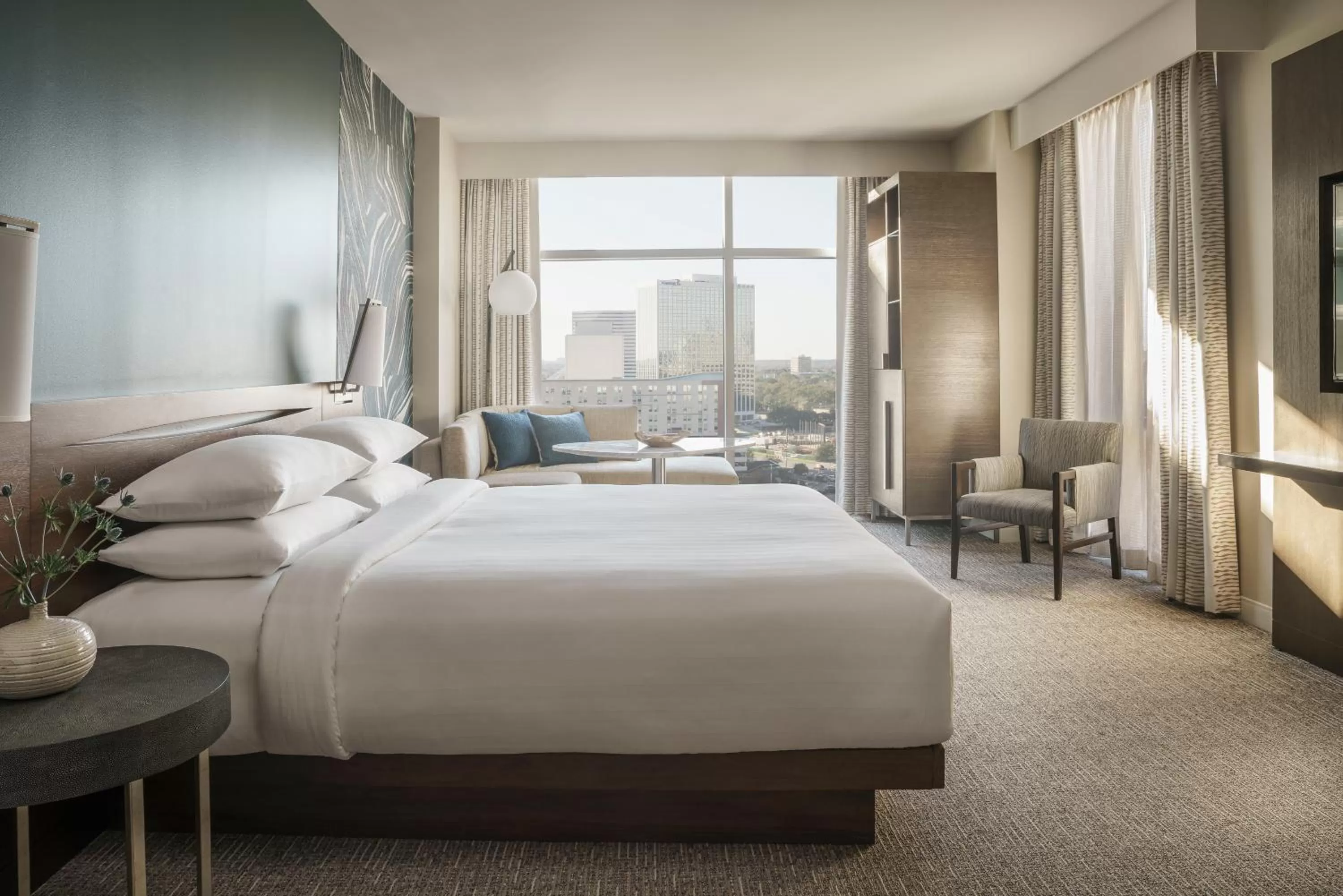 Deluxe King Room in Hyatt Regency Houston Galleria