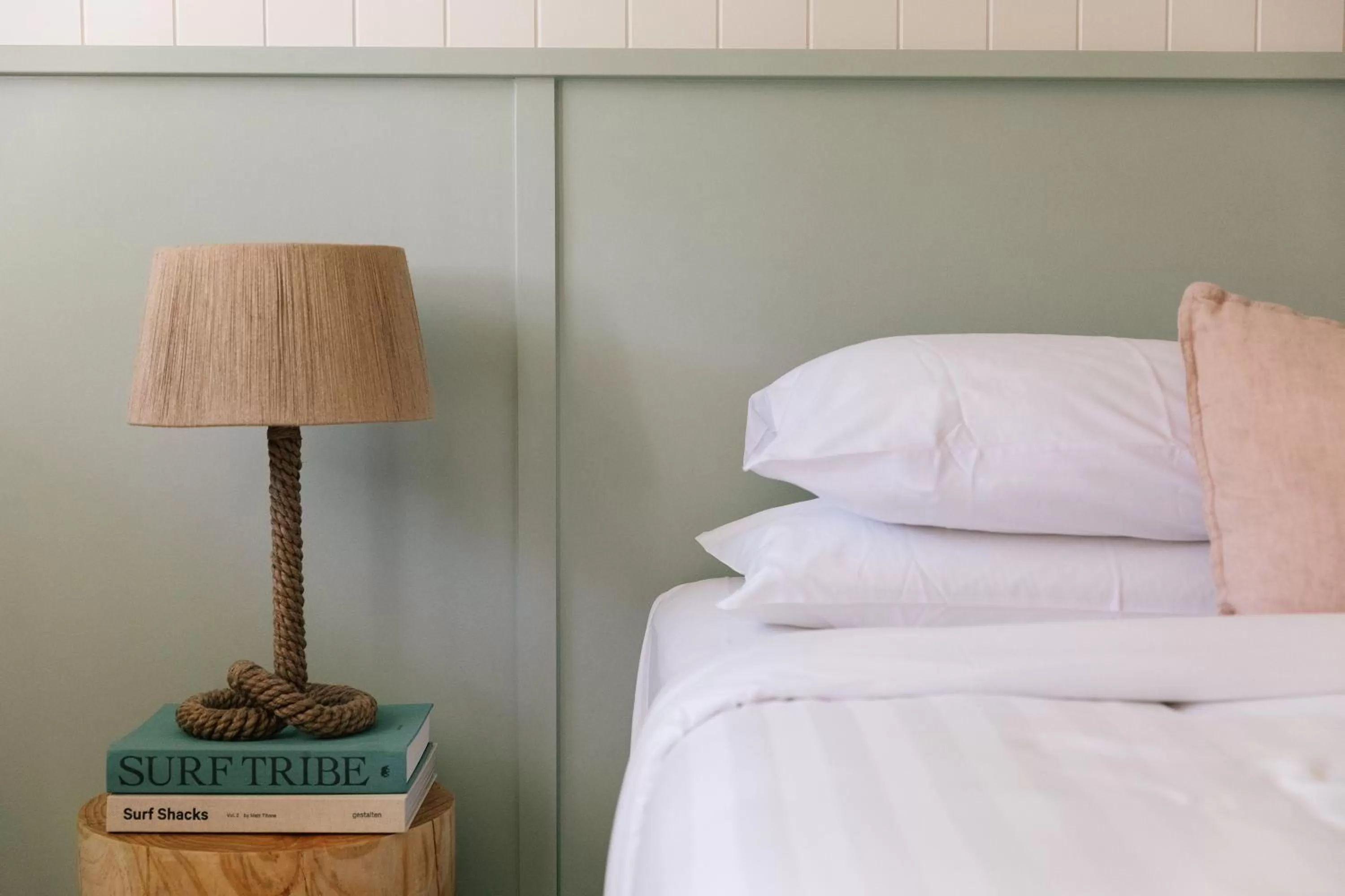 Bedroom, Bed in The Blue Water Motel