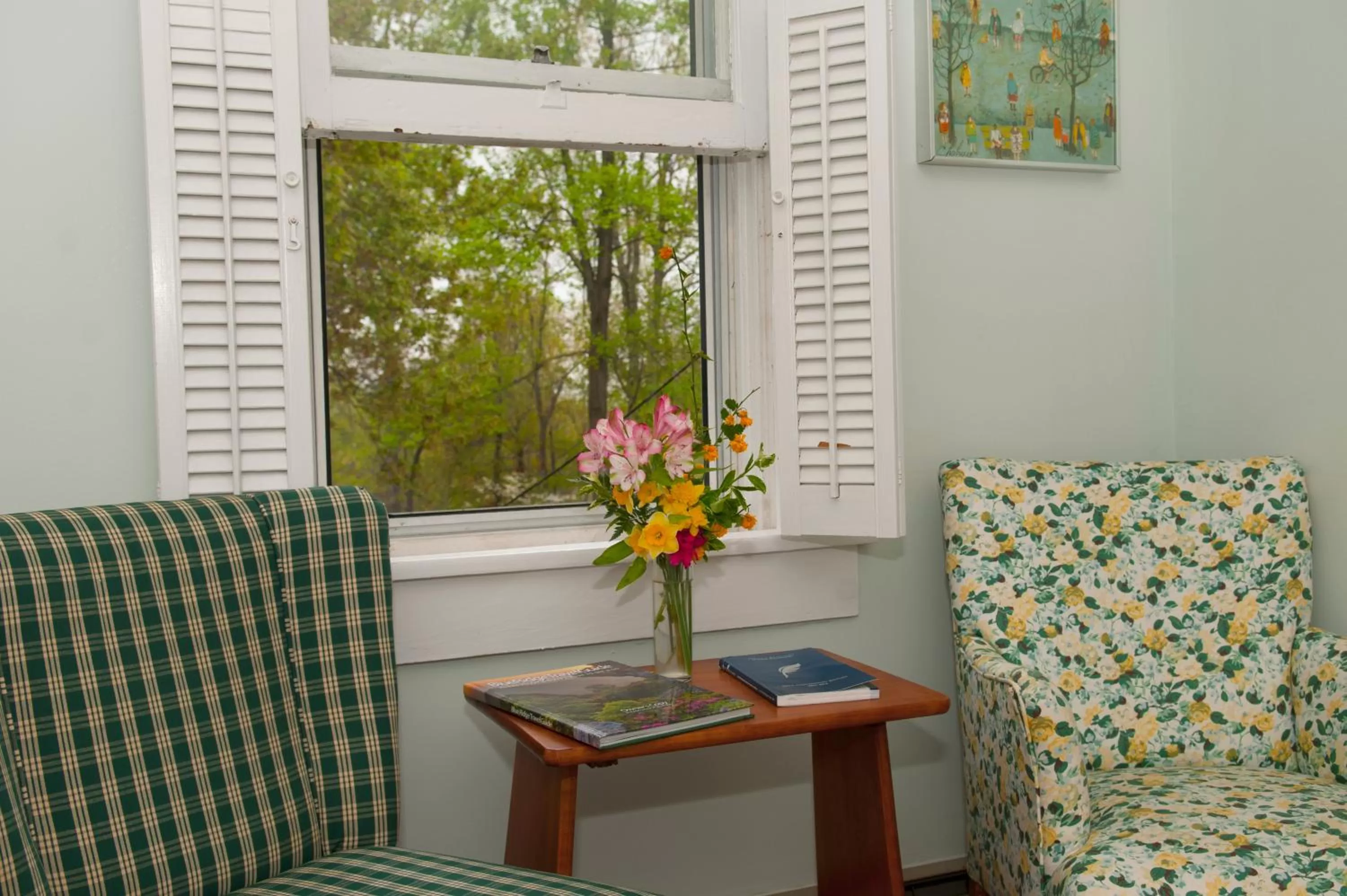 Seating Area in Orchard Inn