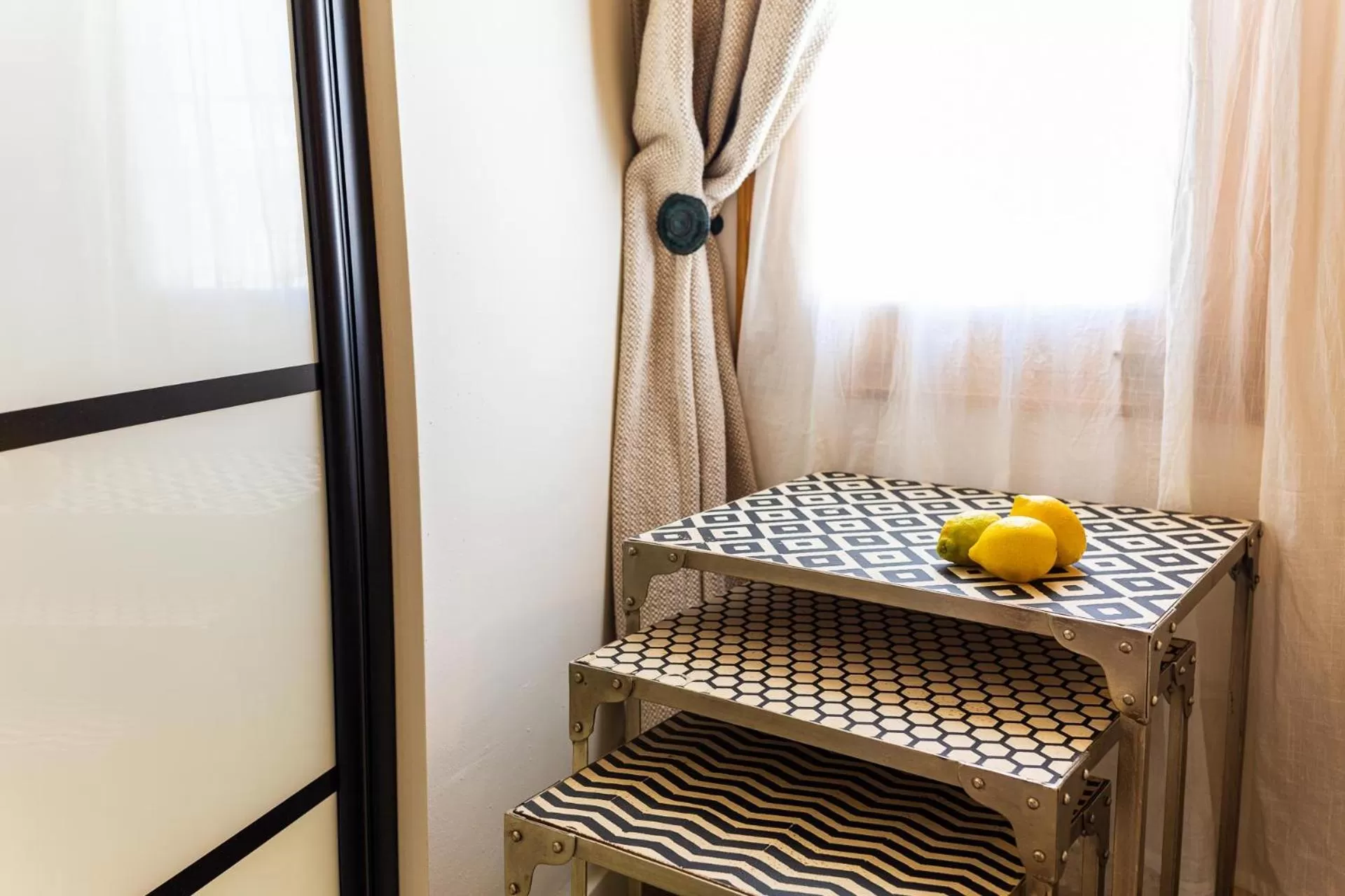 Decorative detail in Flor de Mandarina