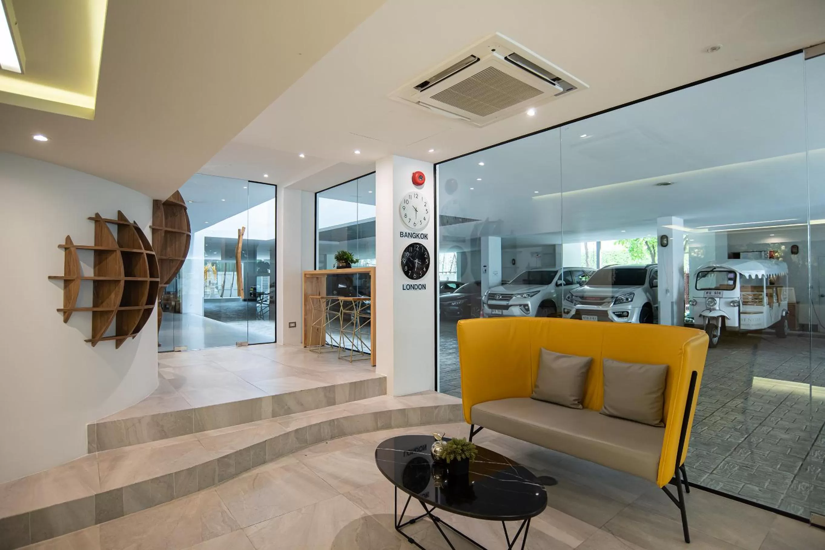 Lobby or reception in Benviar Tonson Residence