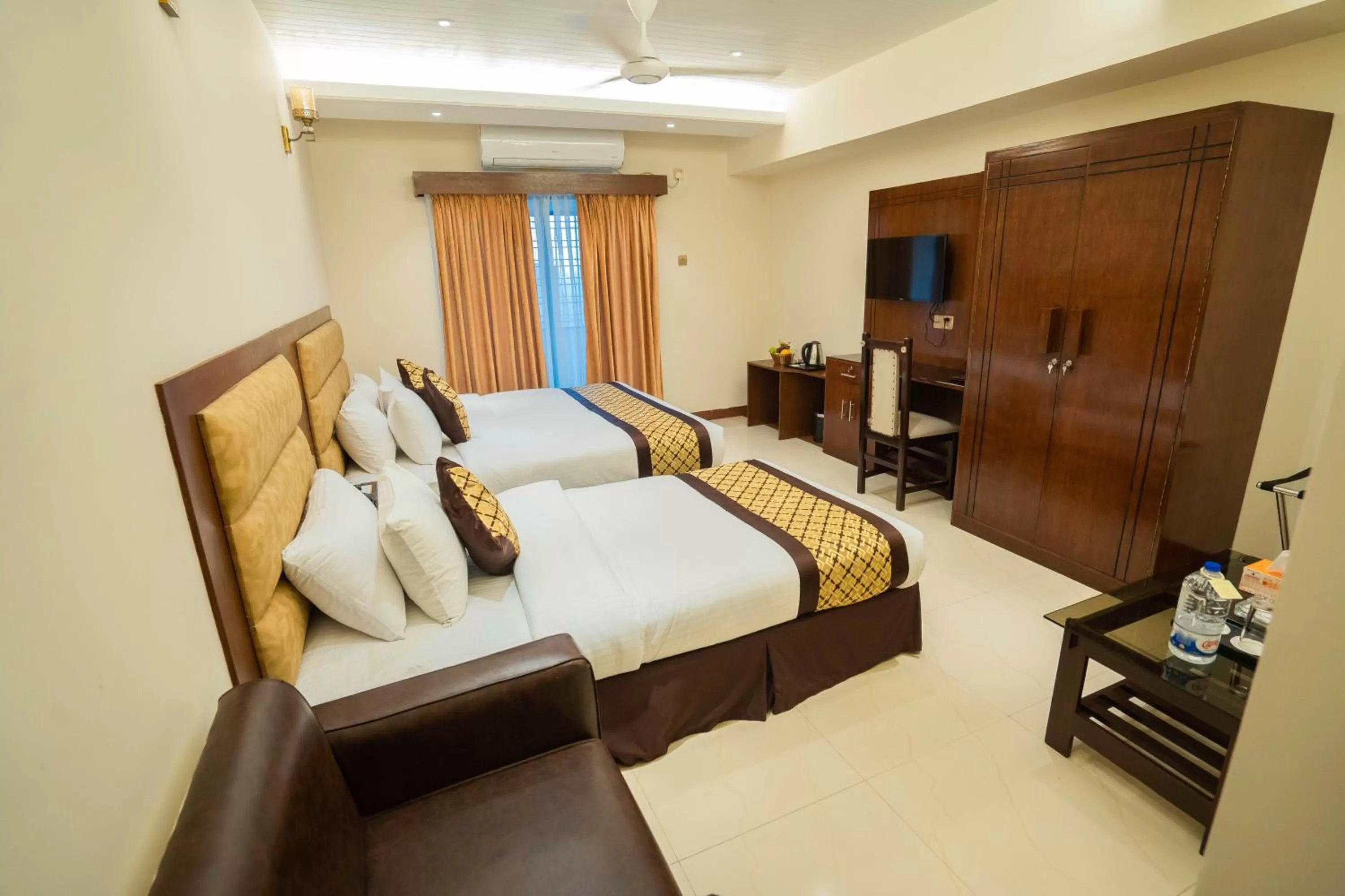 Bed in Central Inn Dhaka City Centre