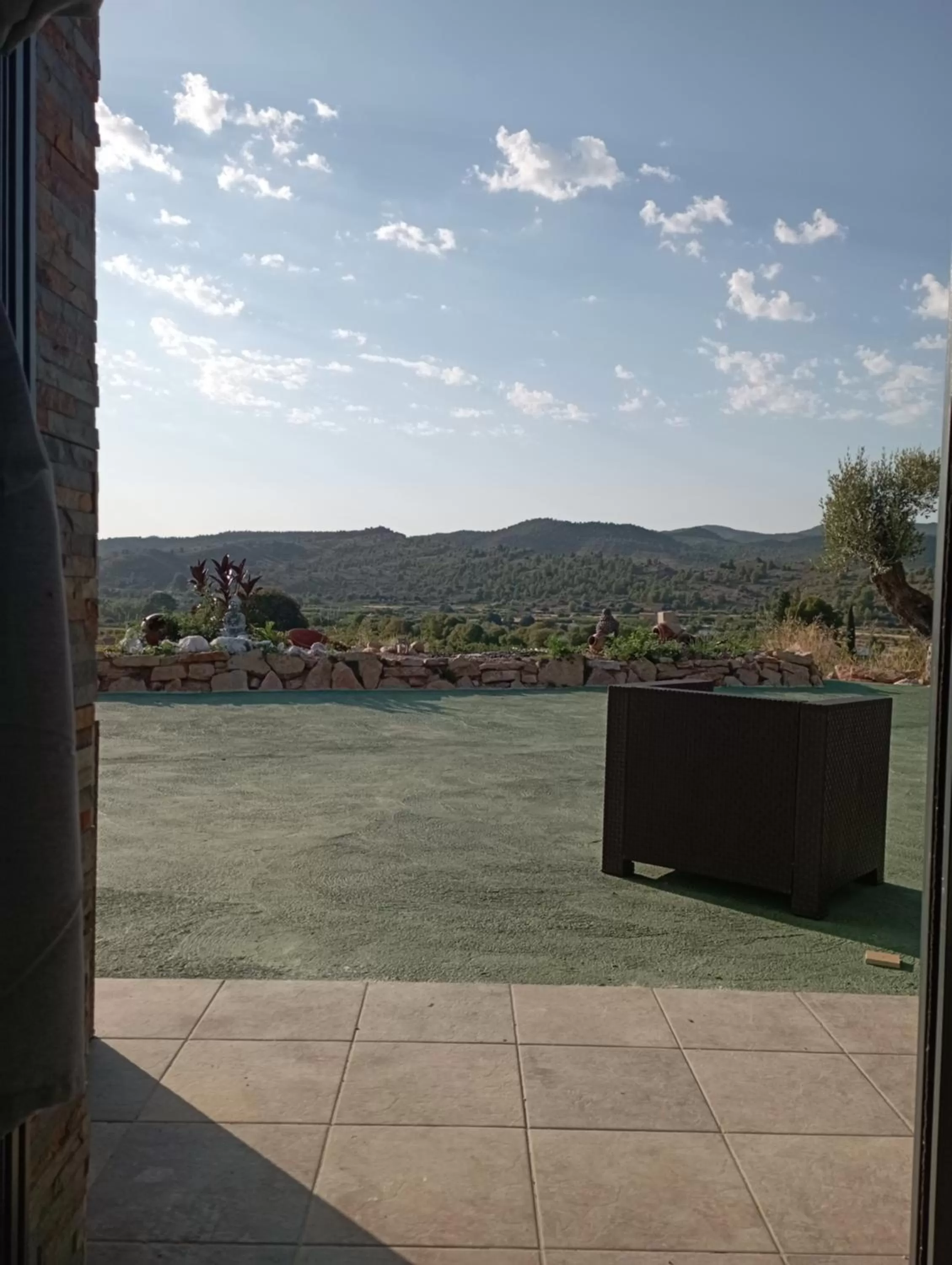 Day in Cabezo Buñuel Hostal