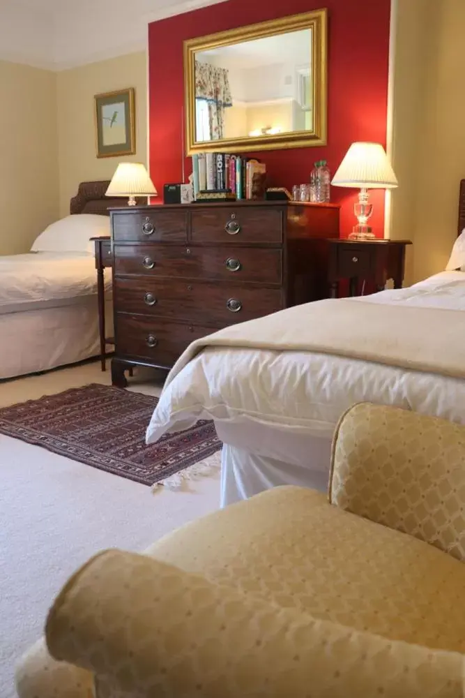 Twin Room with Shower in Stoneborough House B&B Twin Room with Shower in Stoneborough House B&B