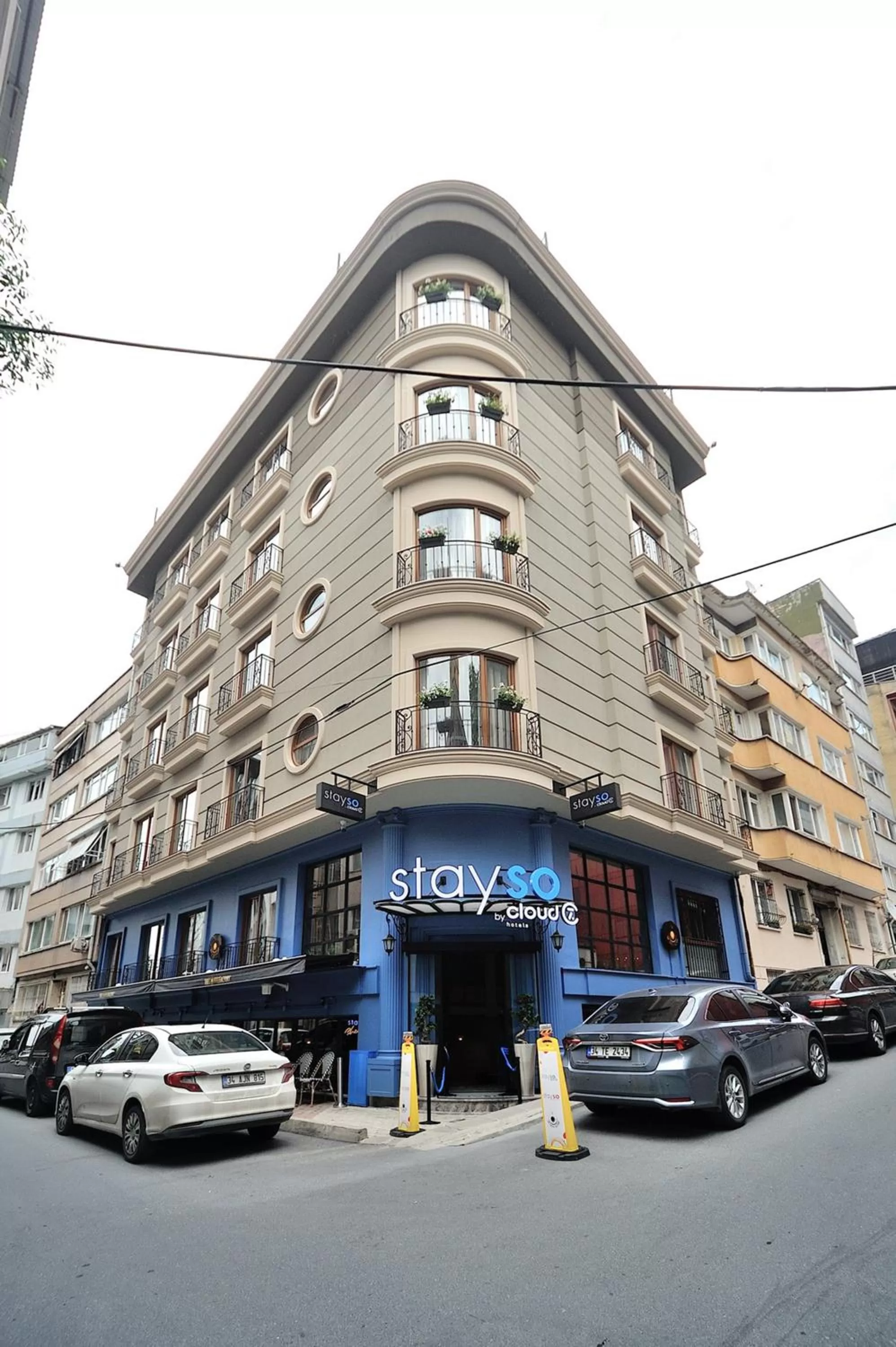 Property building in Stayso by Cloud7 Hotels