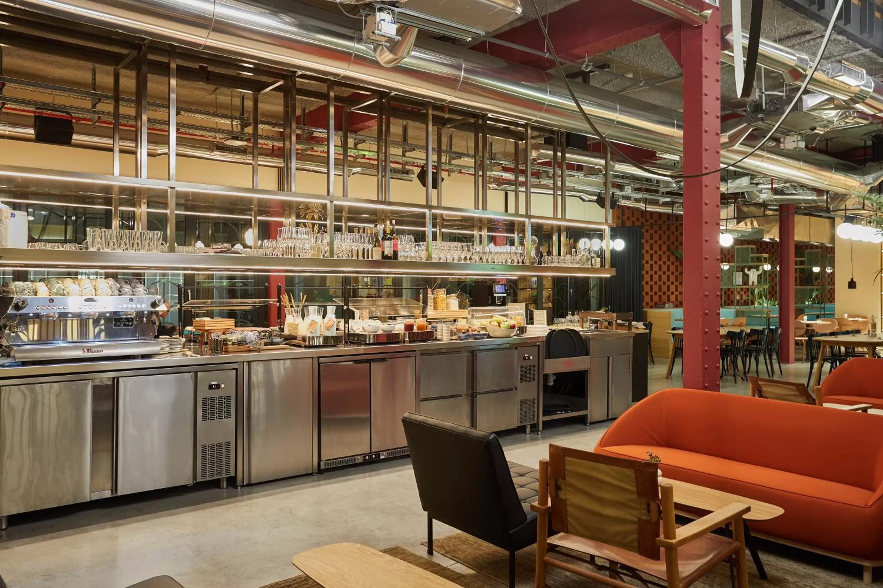 Restaurant/places to eat in The Social Hub Madrid