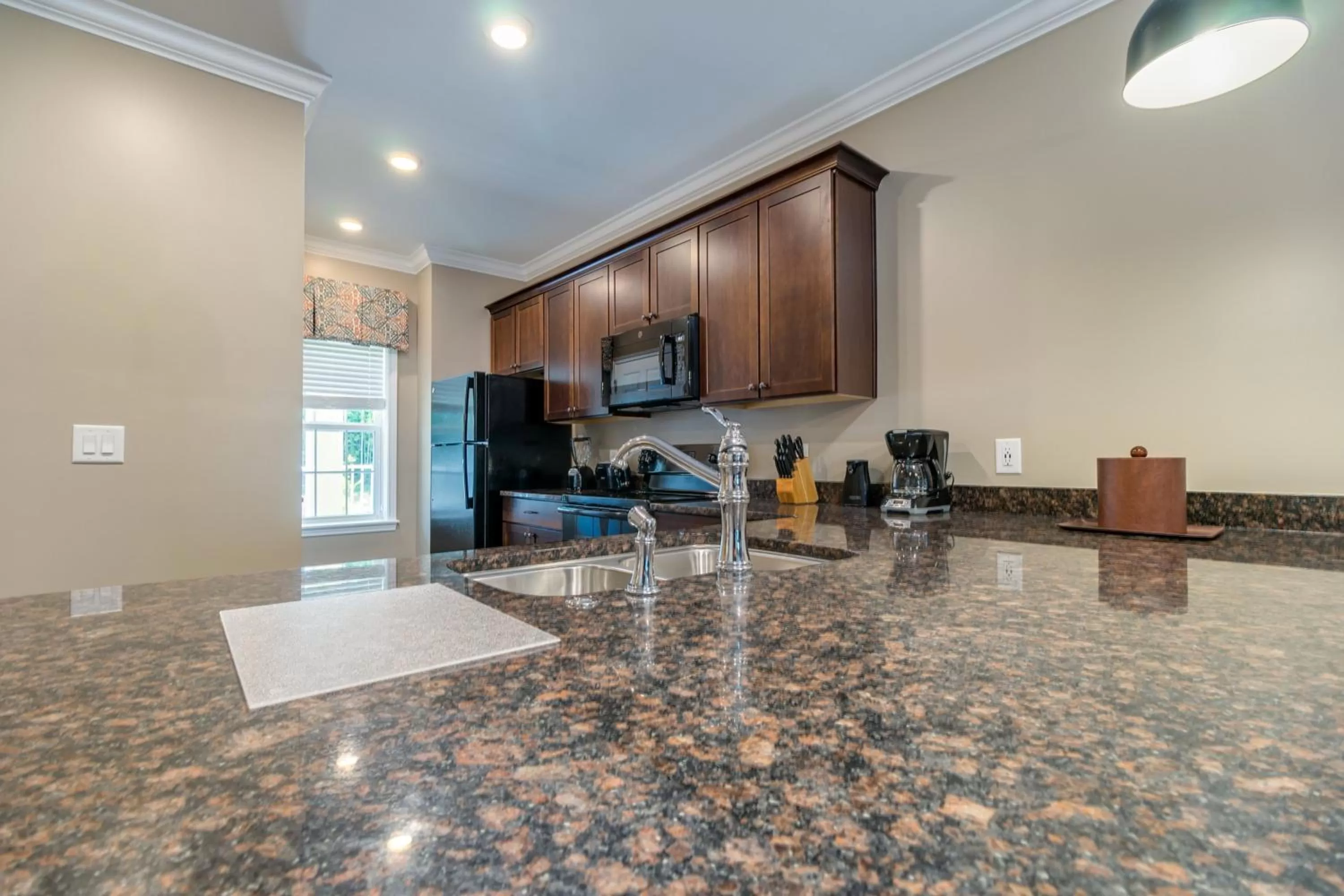 Photo of the whole room in Holiday Inn Club Vacations Williamsburg Resort