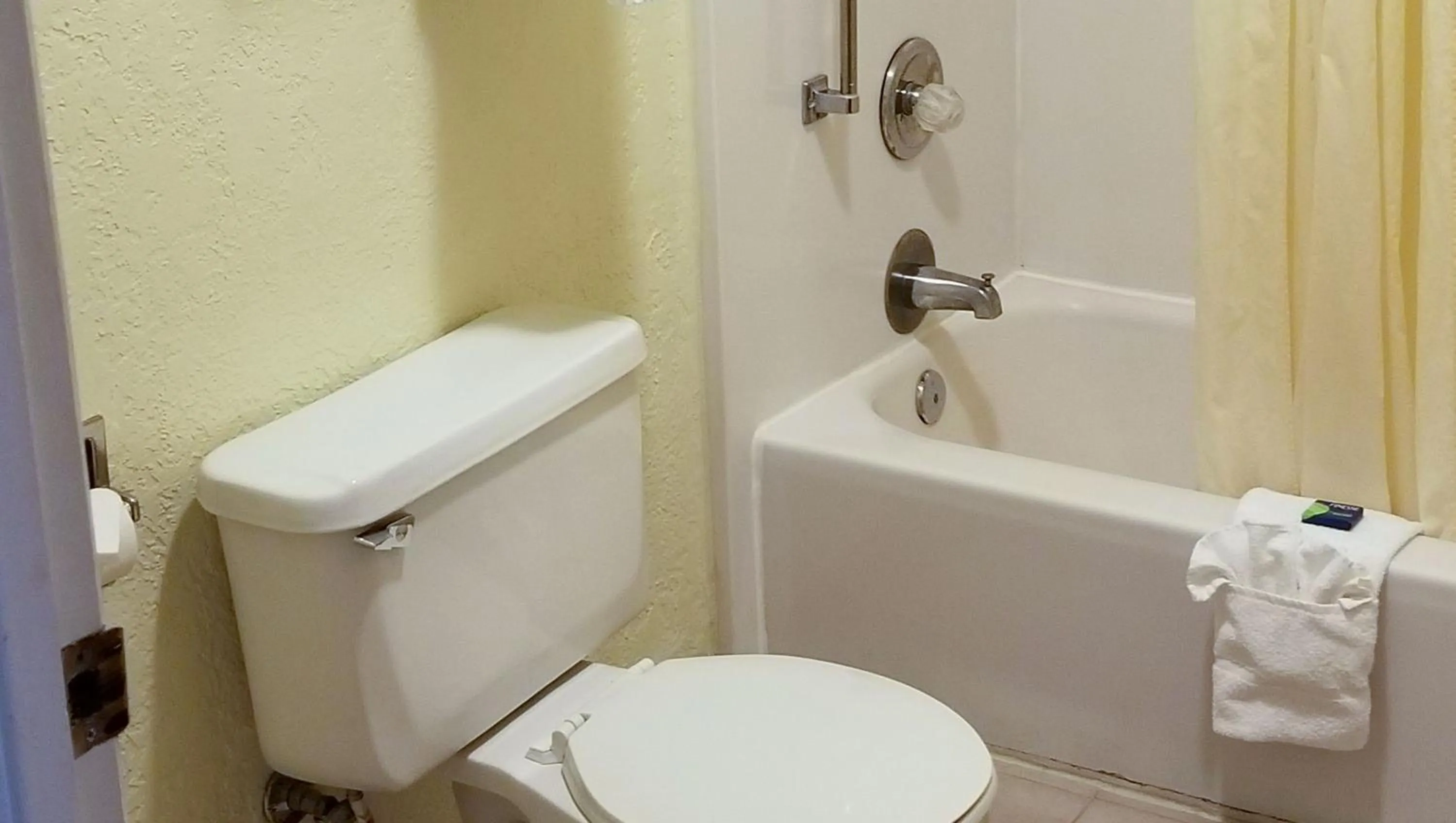 Bathroom in Magnuson Hotel Ely