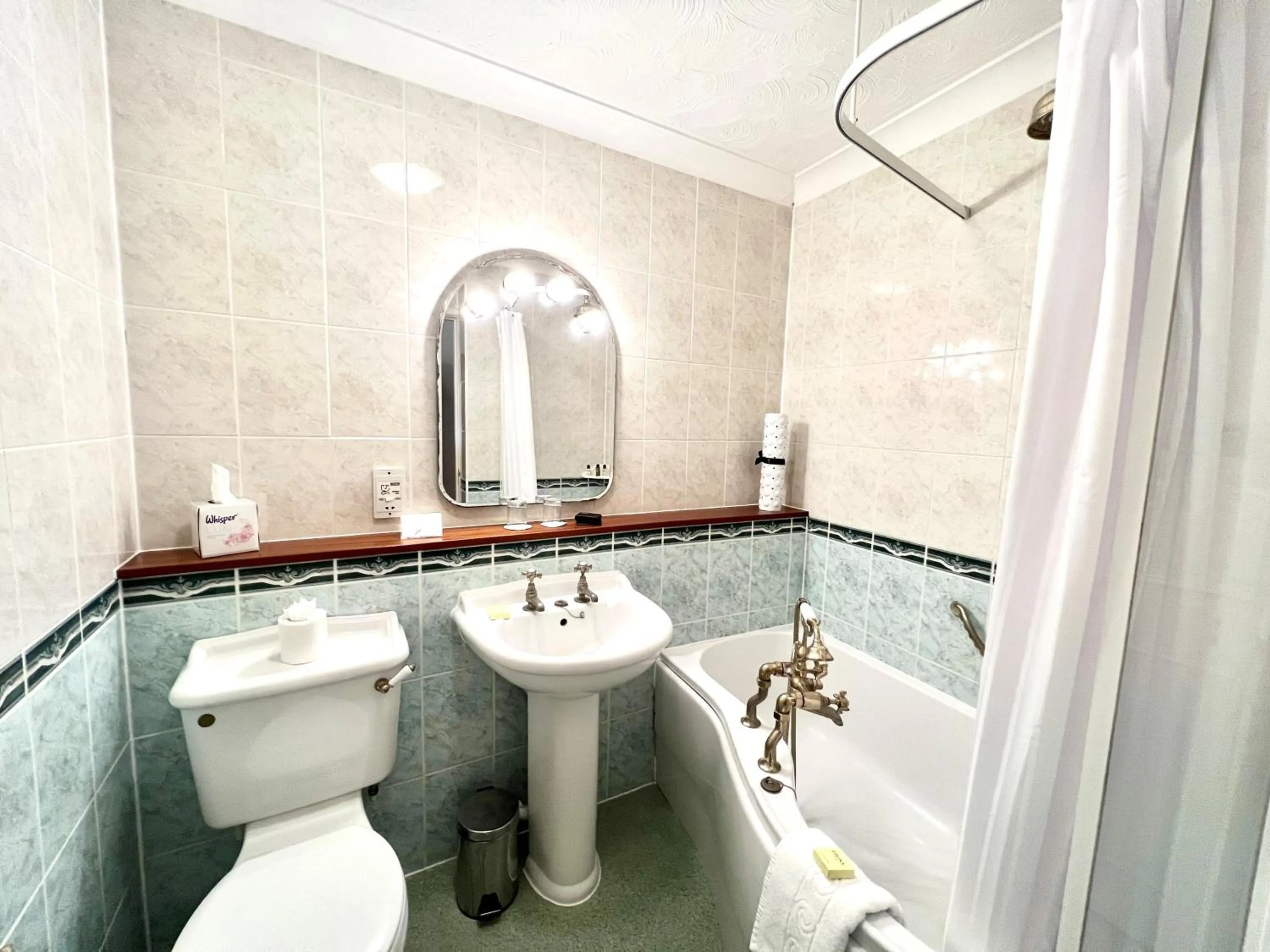 Photo of the whole room in Passford House Hotel