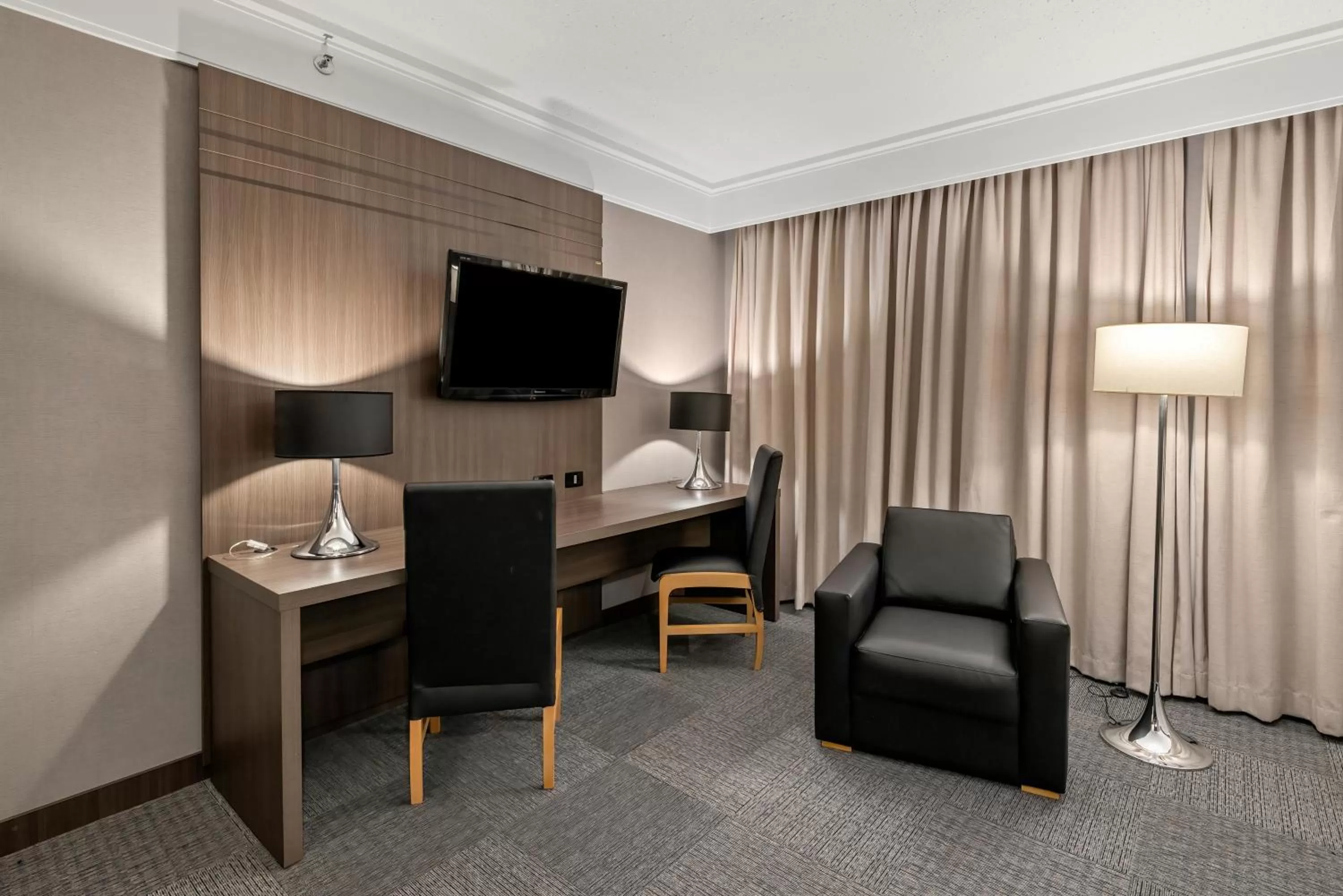 TV and multimedia in Slaviero Guarulhos Aeroporto