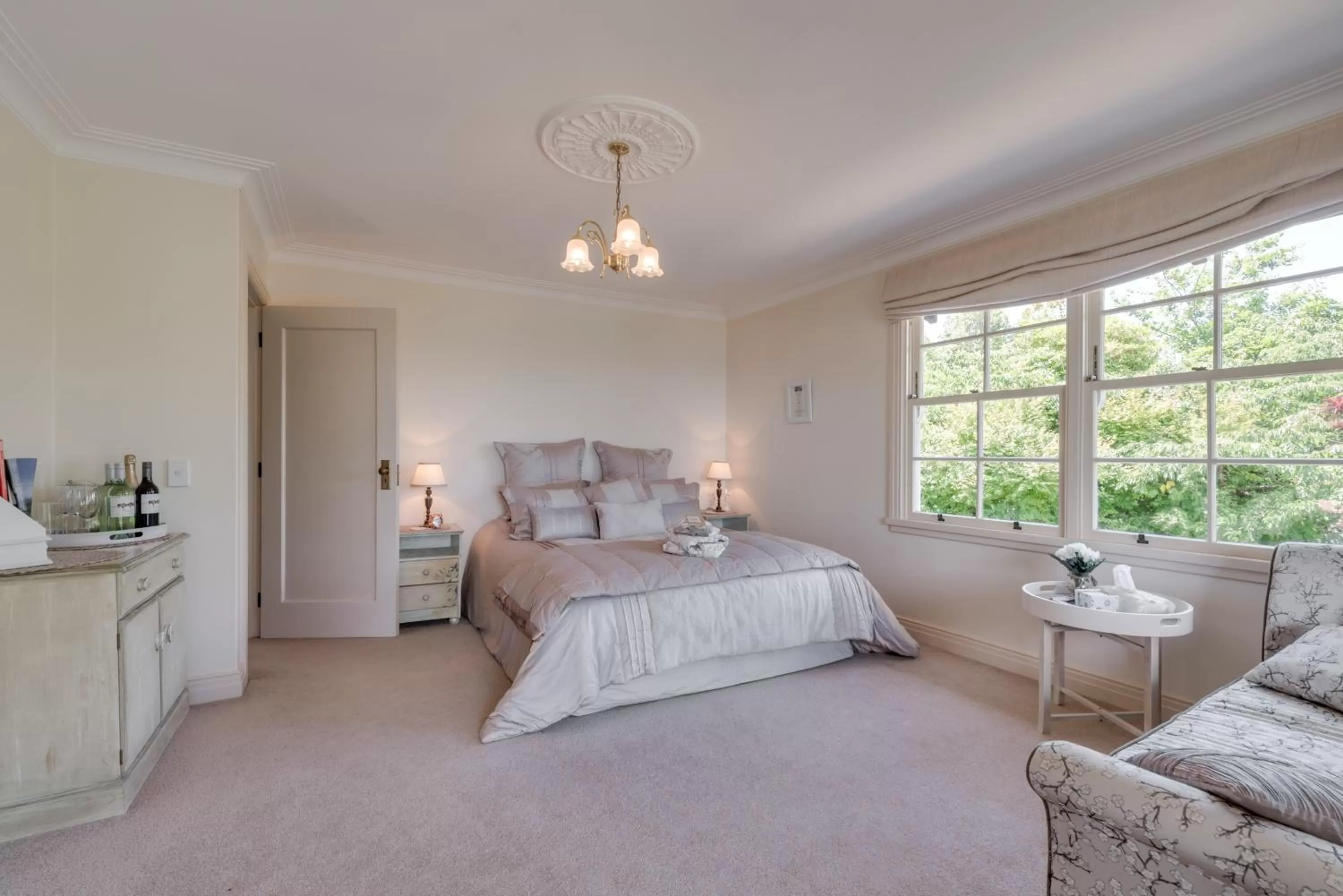 Bed in Bellevue Boutique Lodge