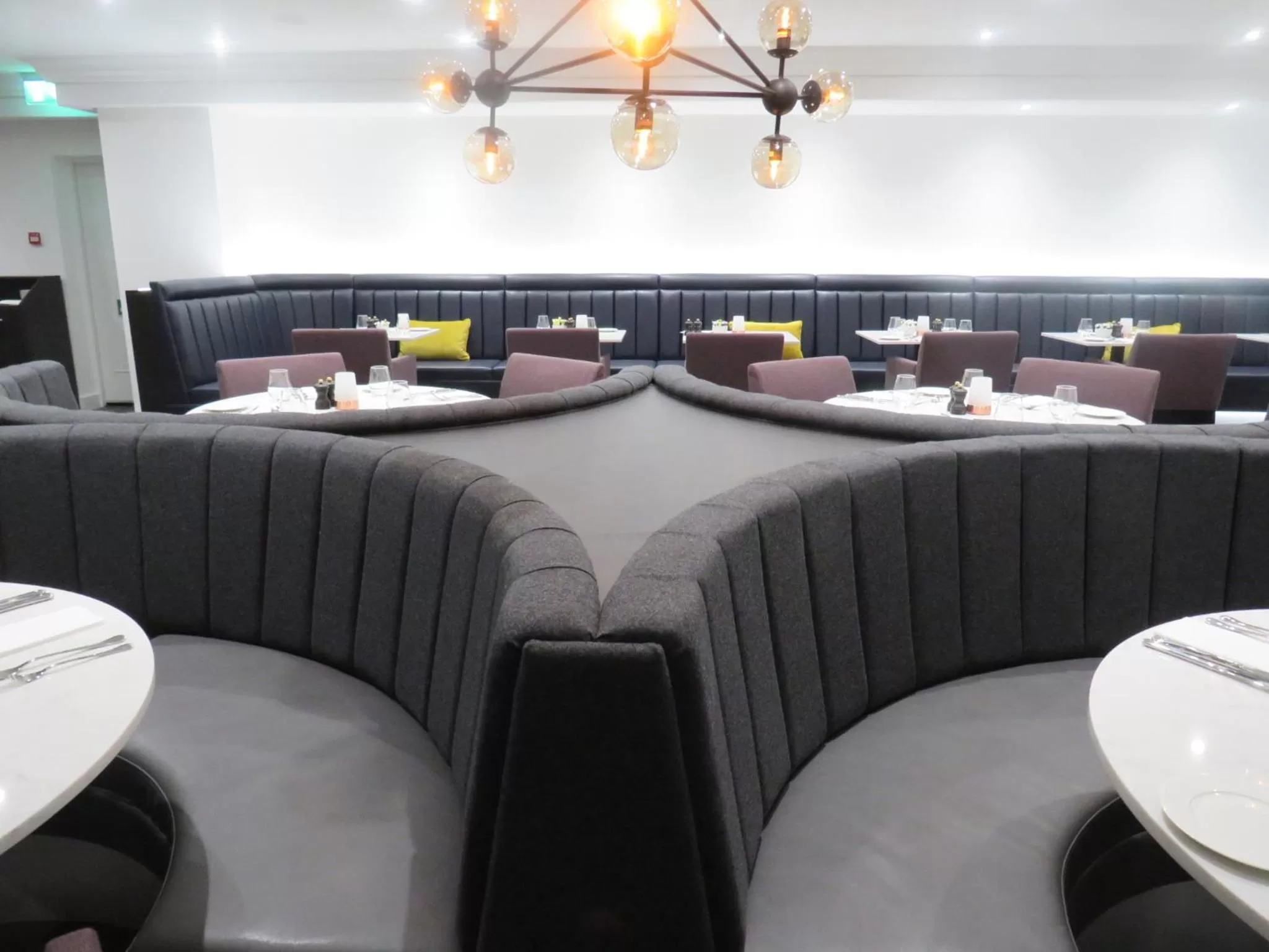 Restaurant/places to eat in Garner Hotel Preston Samlesbury by IHG