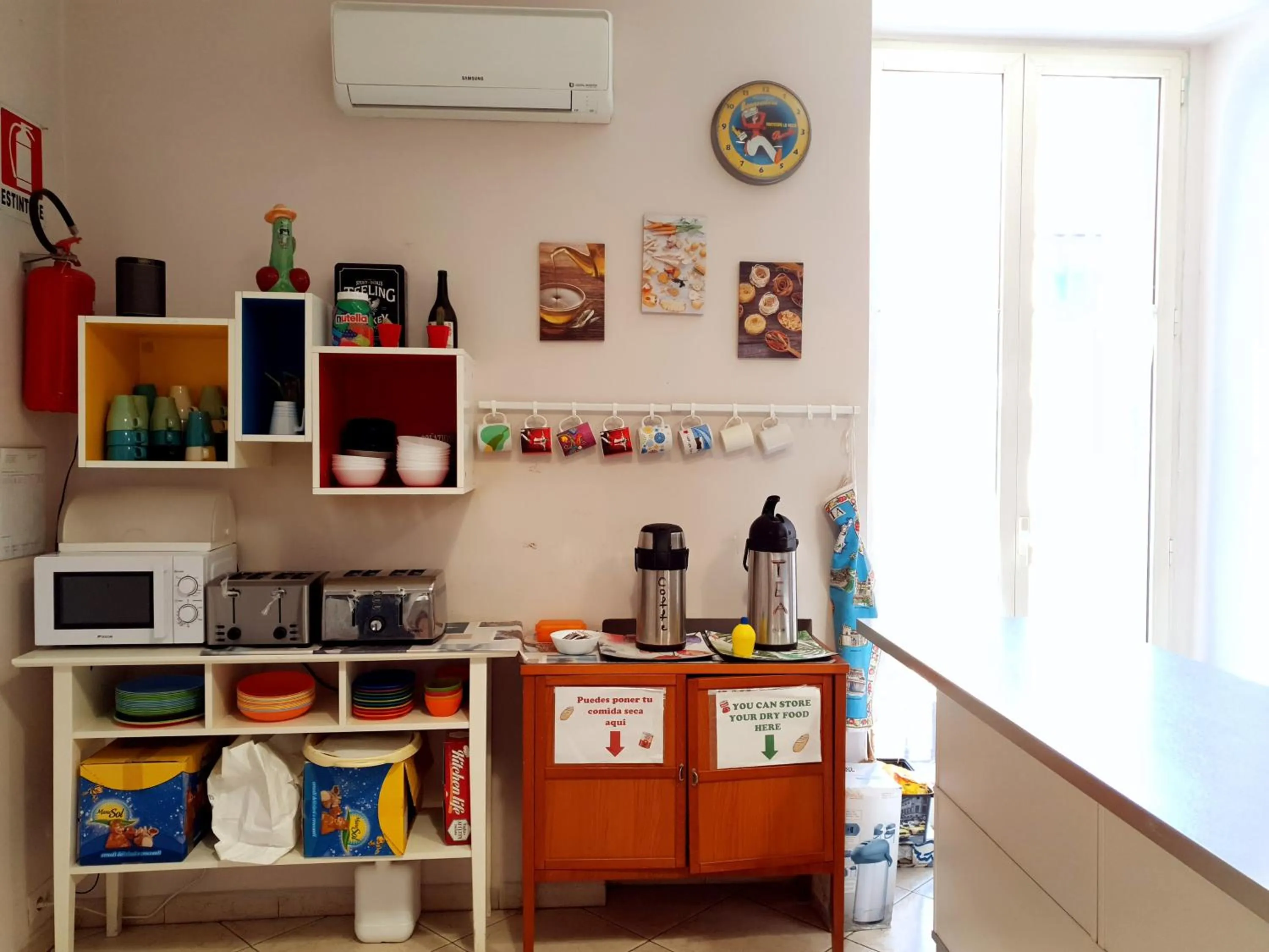 Coffee/tea facilities in Hostel Mancini Naples