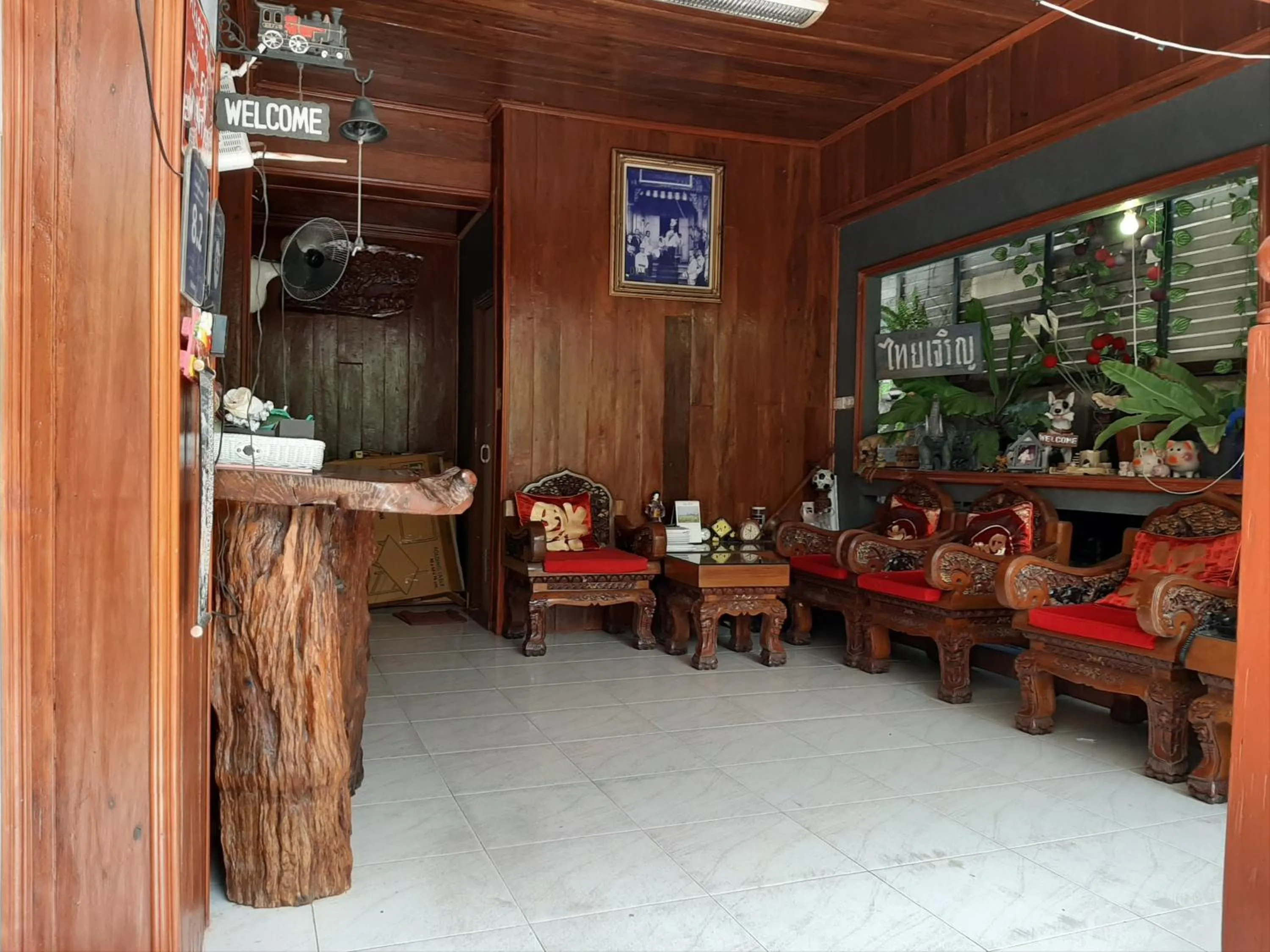Lobby or reception in Vanlisut Hotel Ngamwongwan