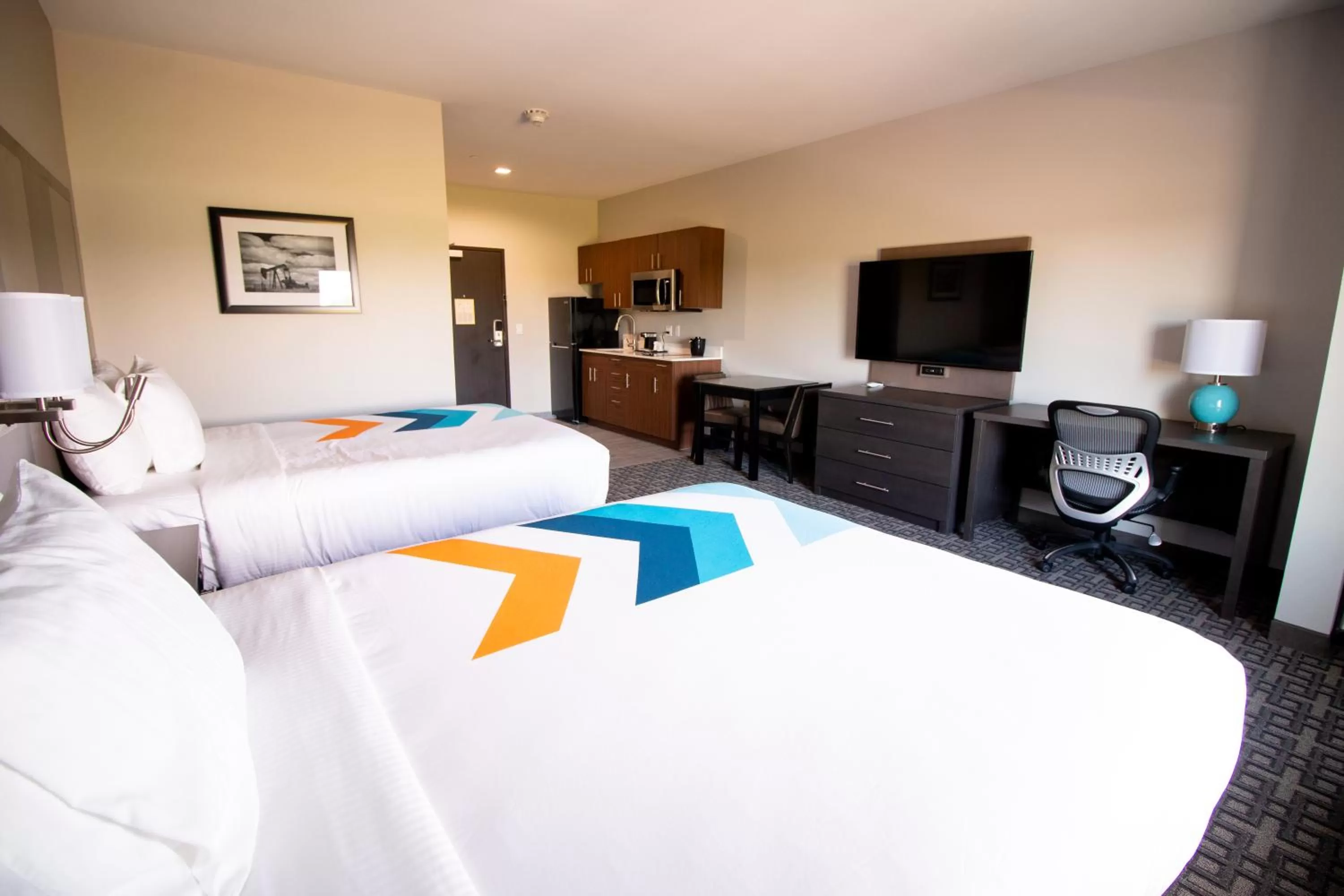 Photo of the whole room, Bed in HOTEL PRYOR