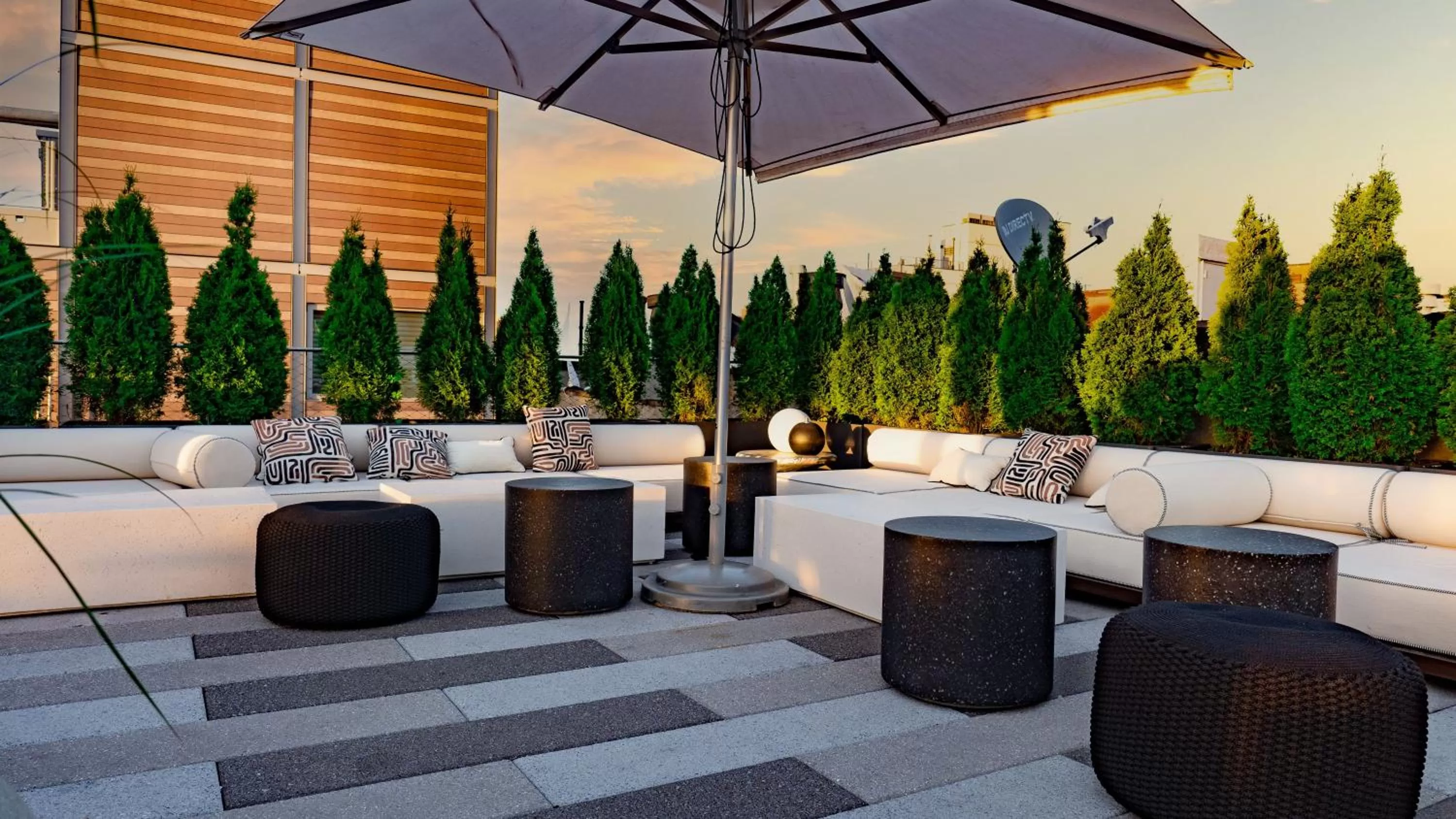 Restaurant/places to eat in Pod Brooklyn