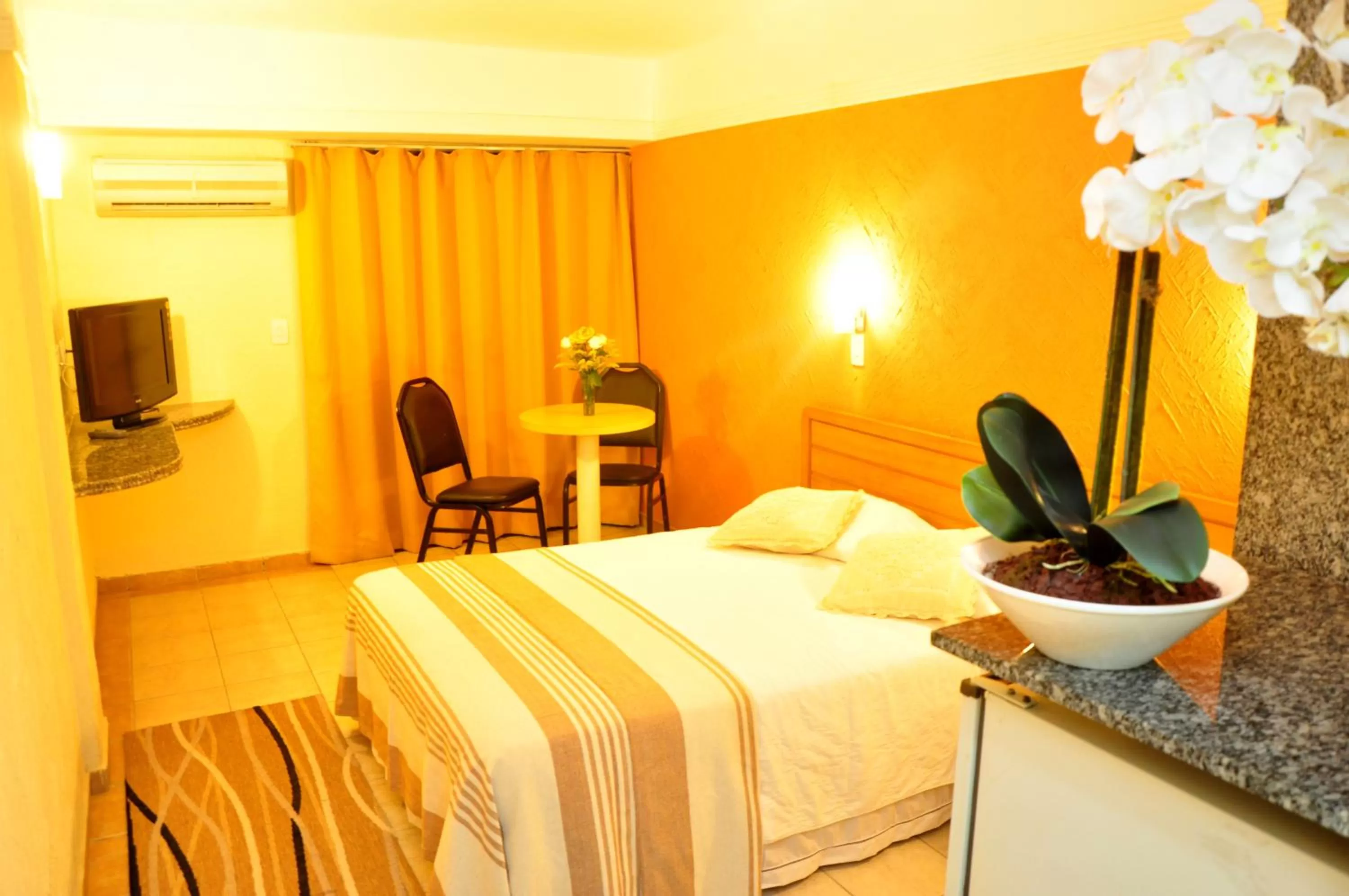 Photo of the whole room, Bed in Natal Praia Hotel