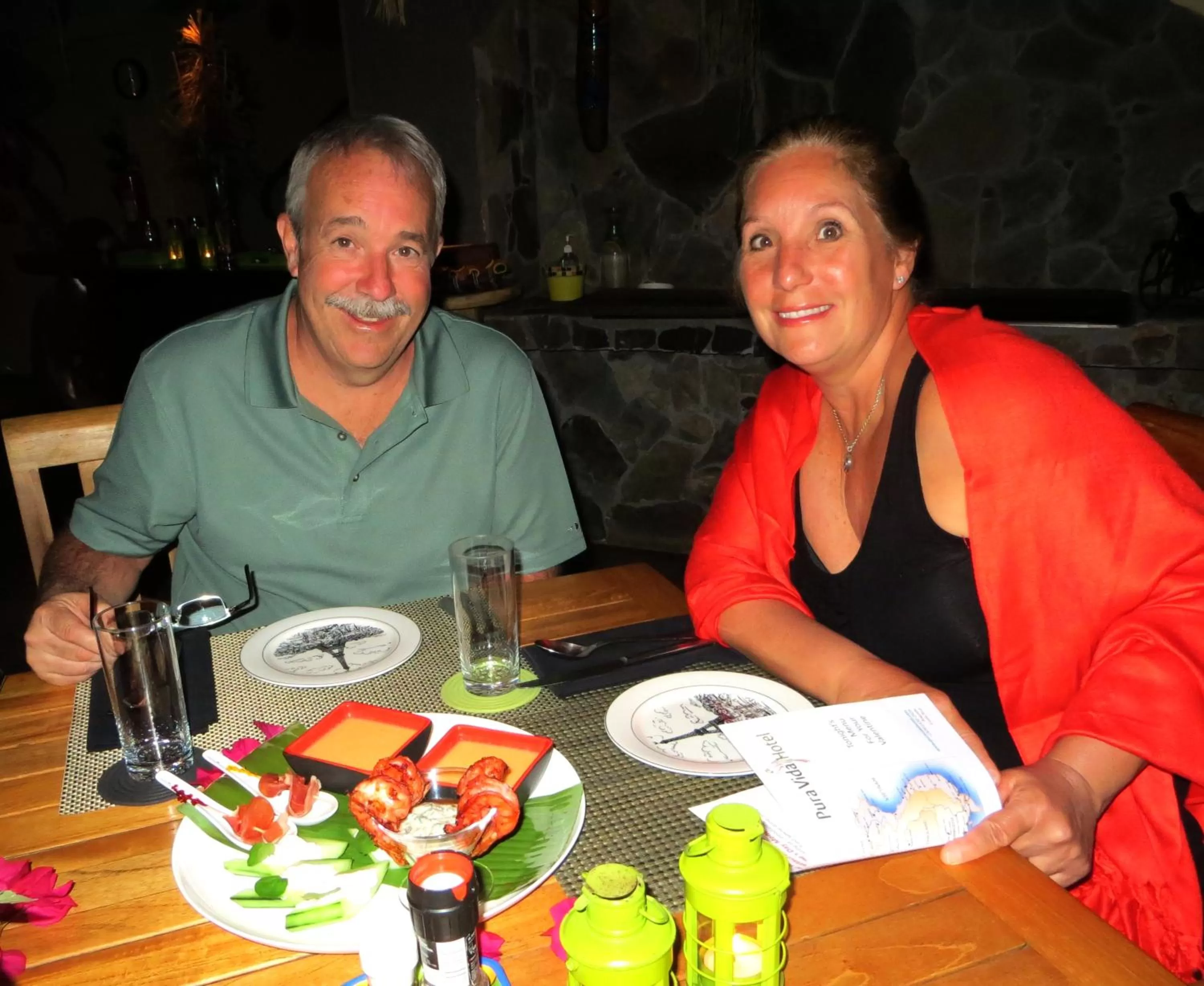 Food and drinks in Pura Vida Hotel