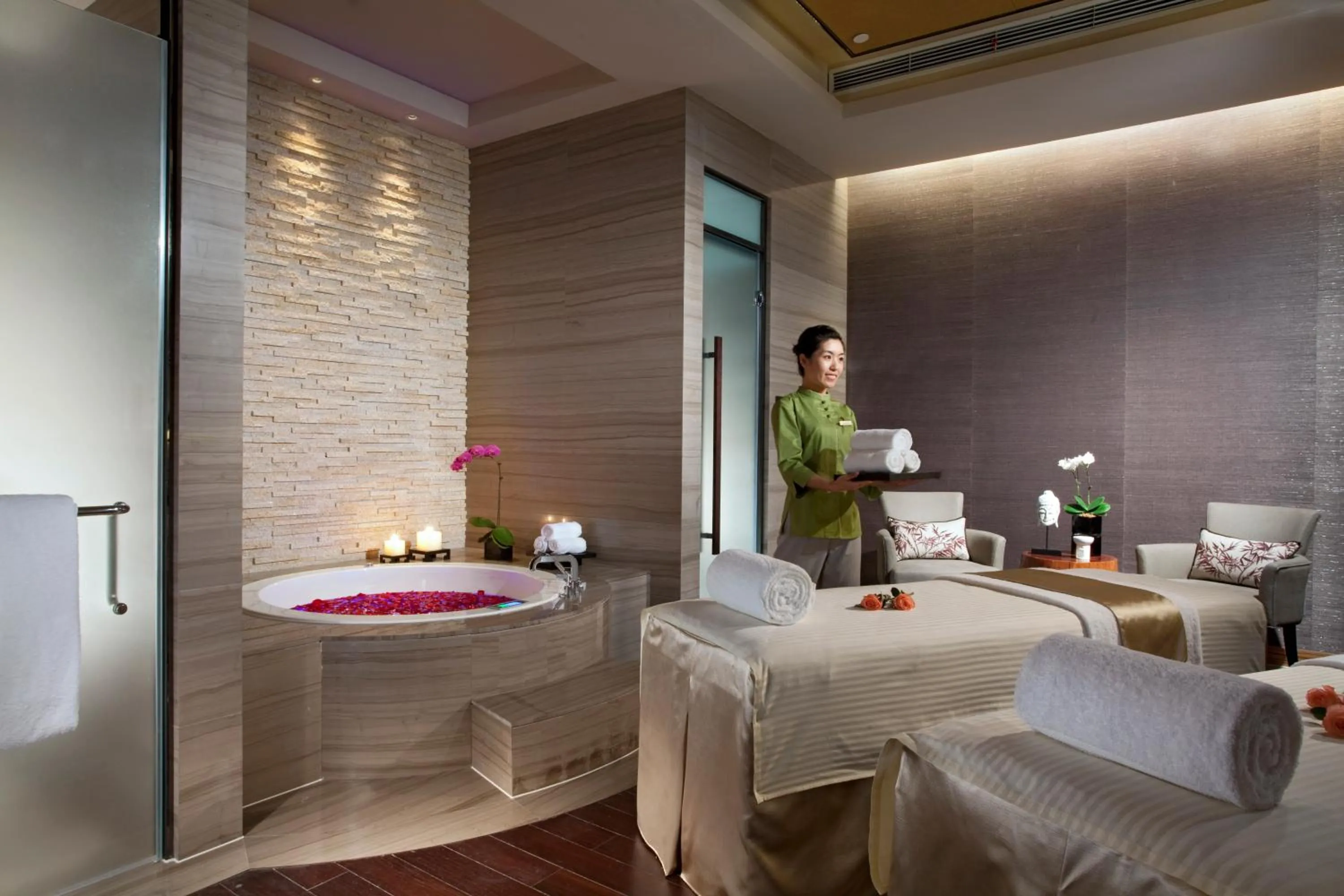 Spa and wellness centre/facilities in Tangla Hotel Tianjin