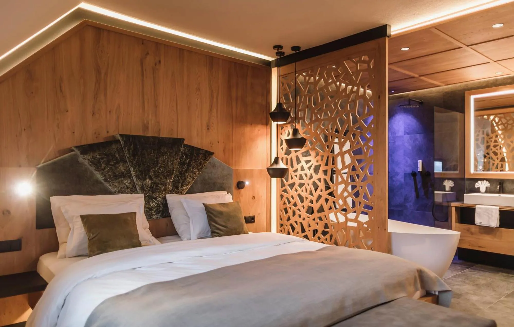 Photo of the whole room, Bed in Majestic - Unique Spa Resort