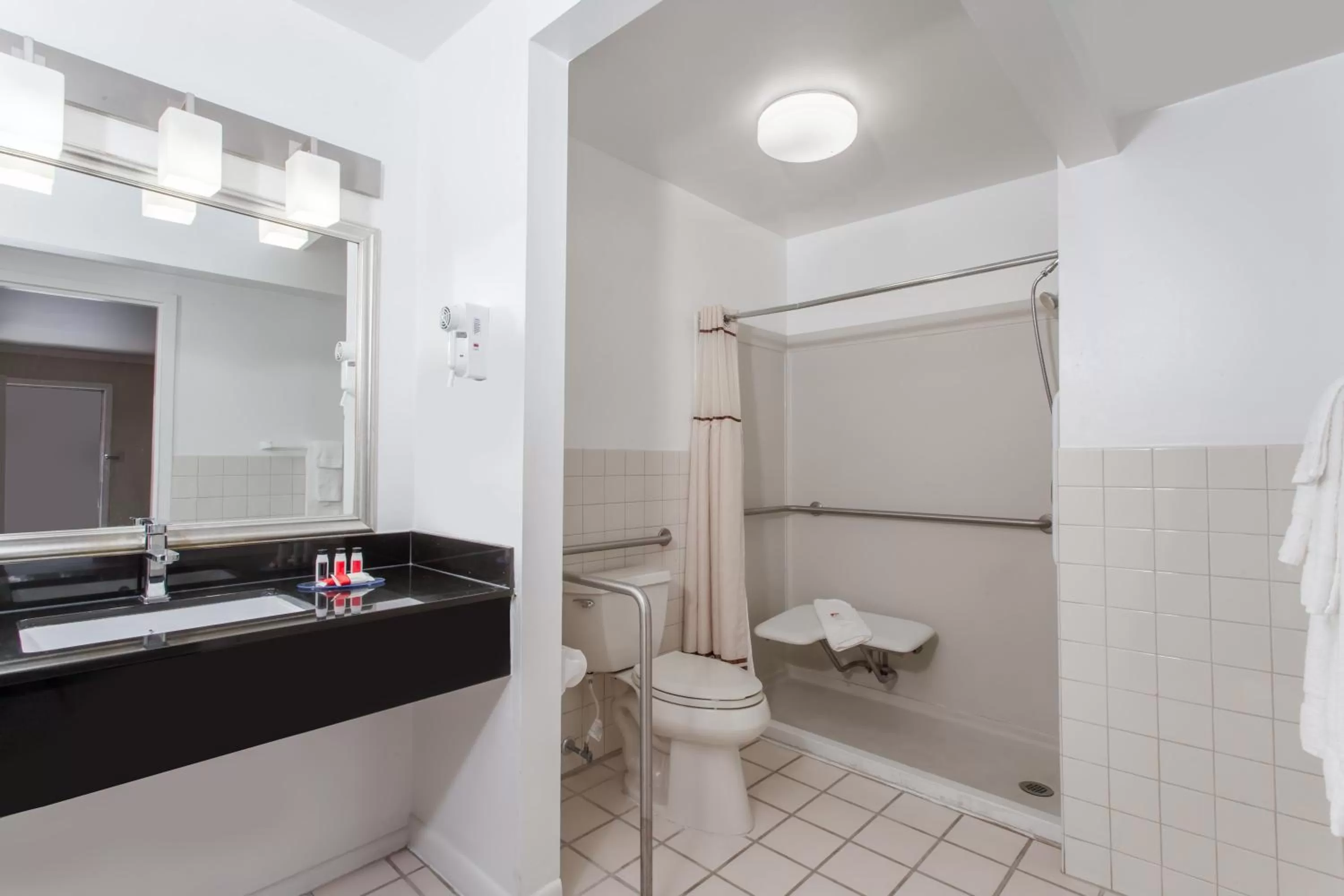 Days Inn by Wyndham Wilmington Brandywine